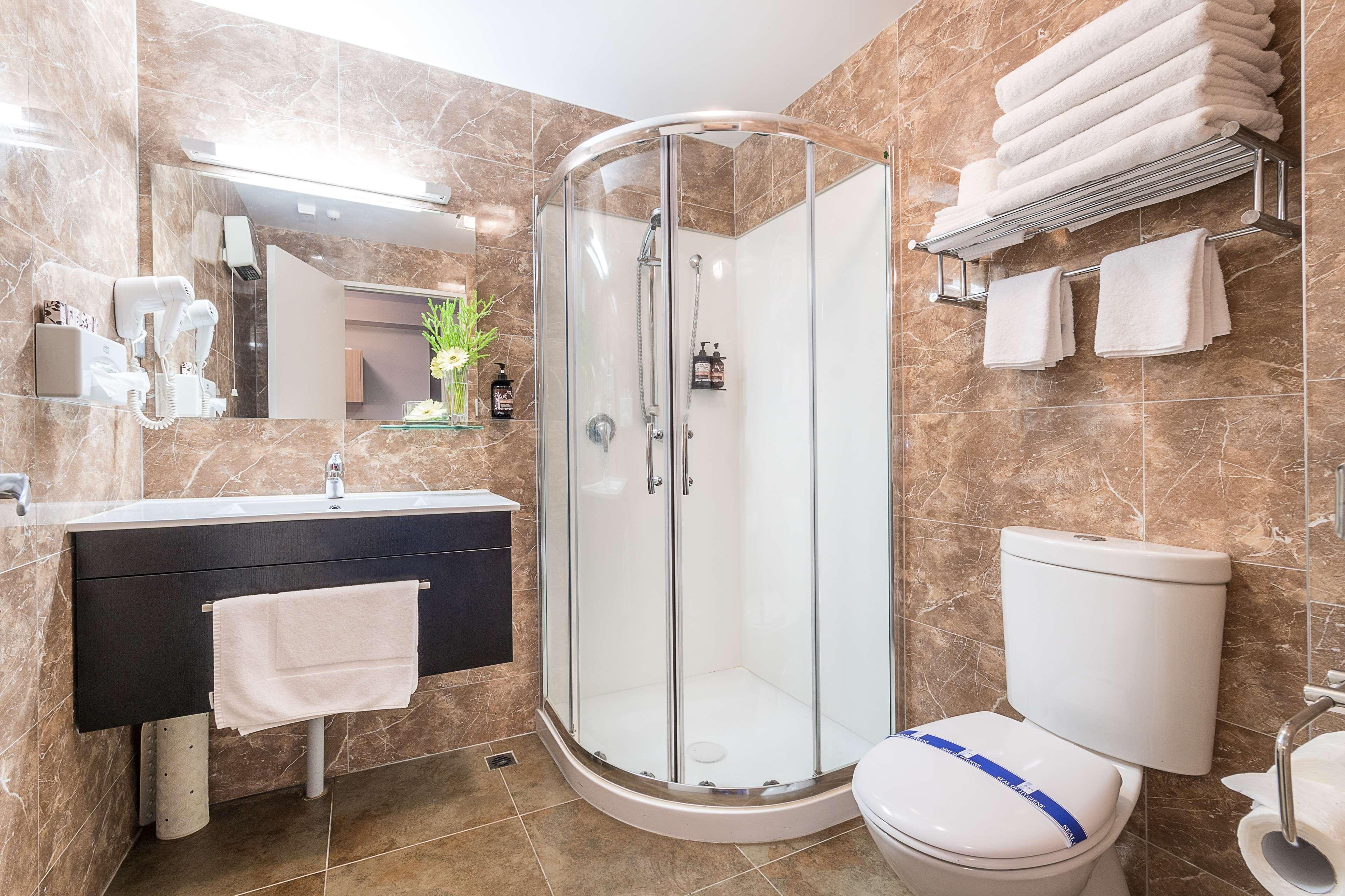 Apartment King Size Bed