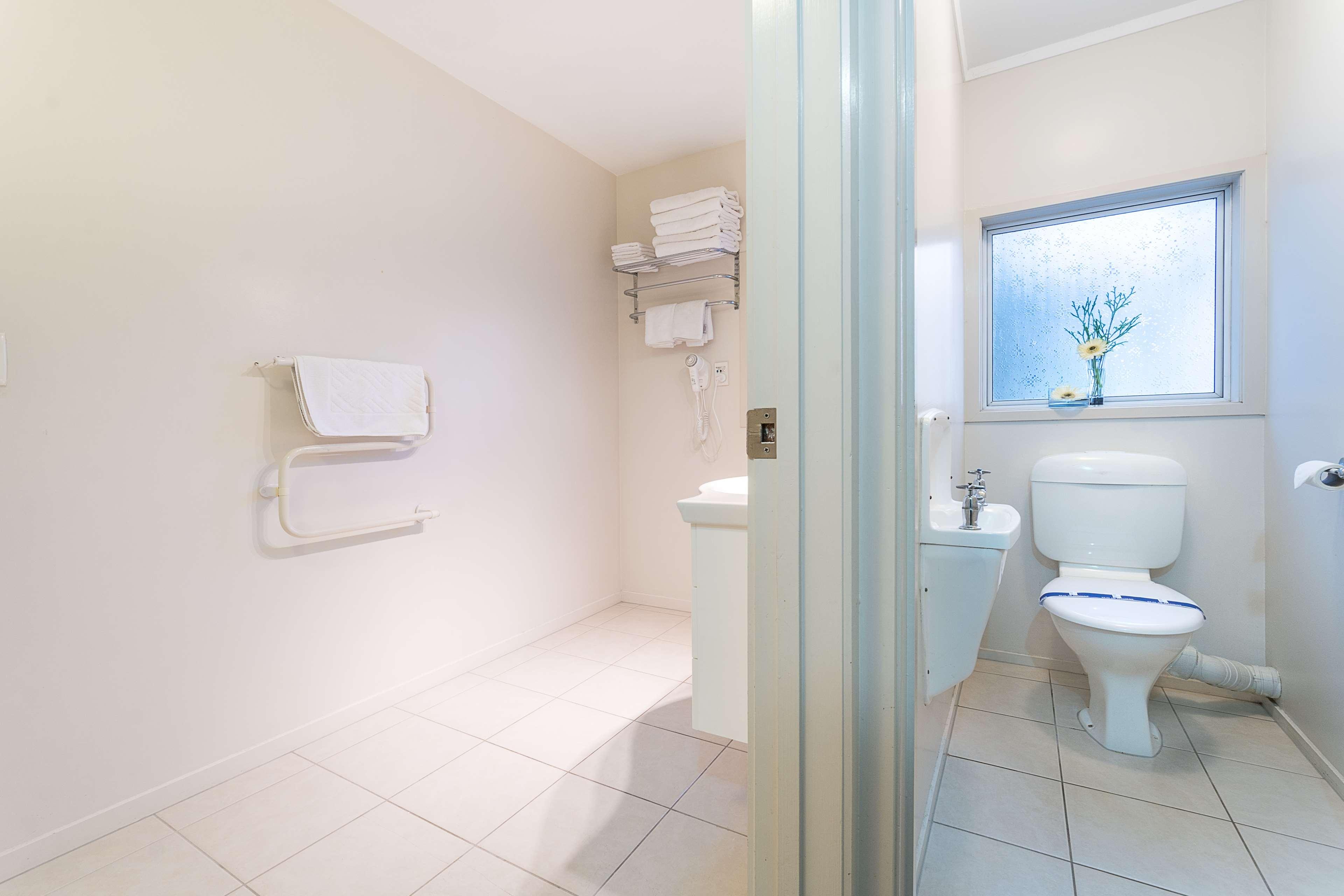 Apartment King Size Bed