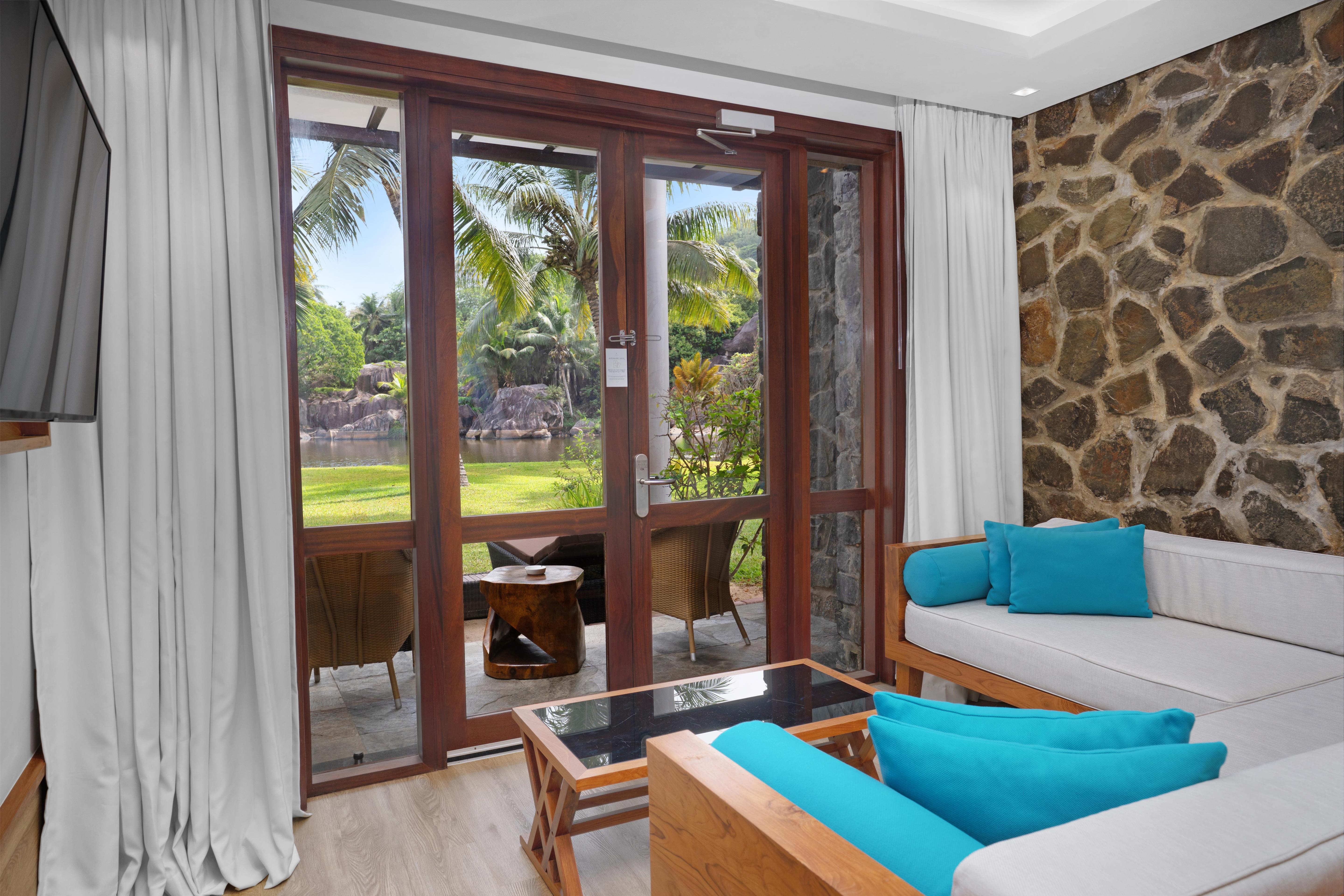 Room Deluxe