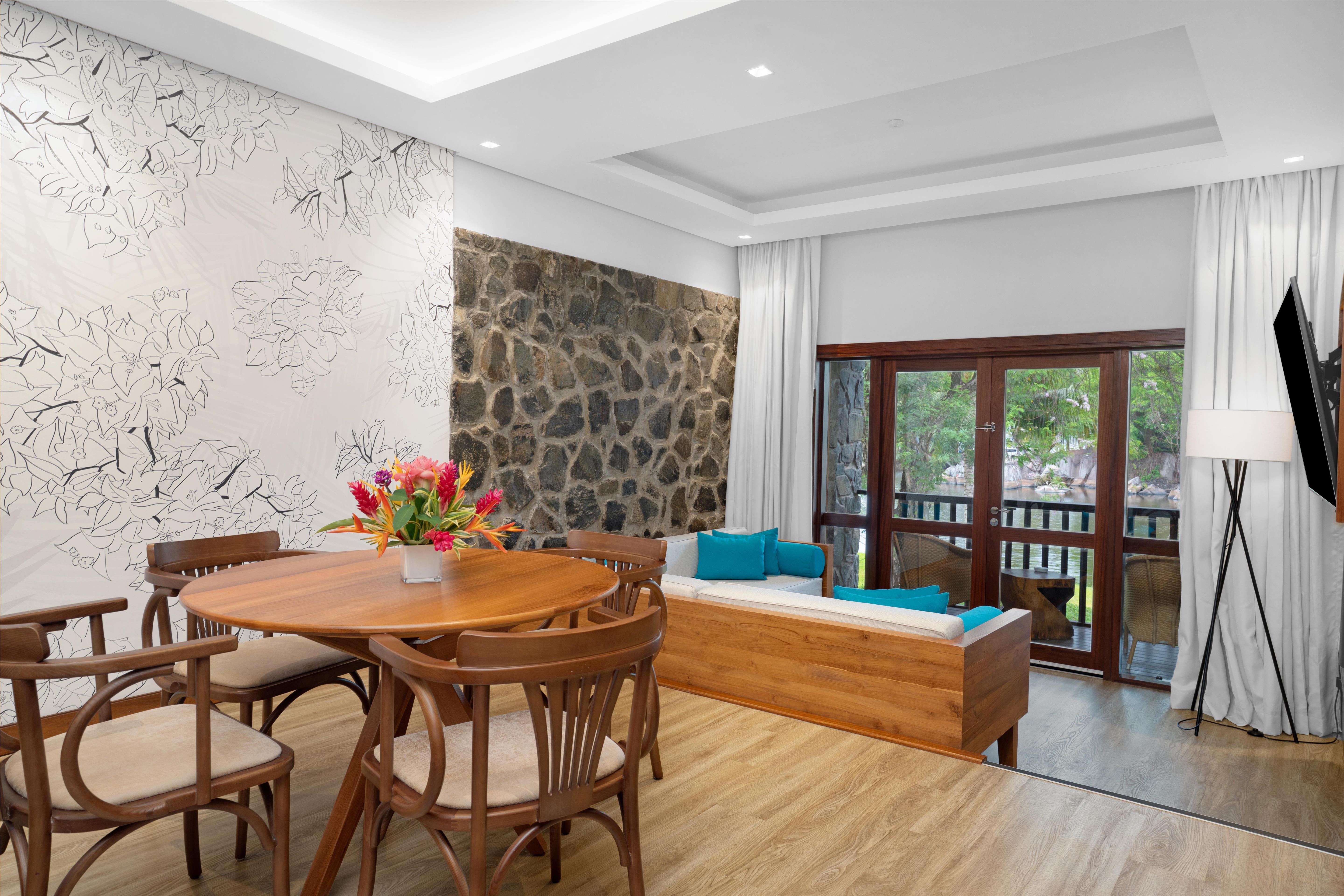 Suite Deluxe Lagoon View
