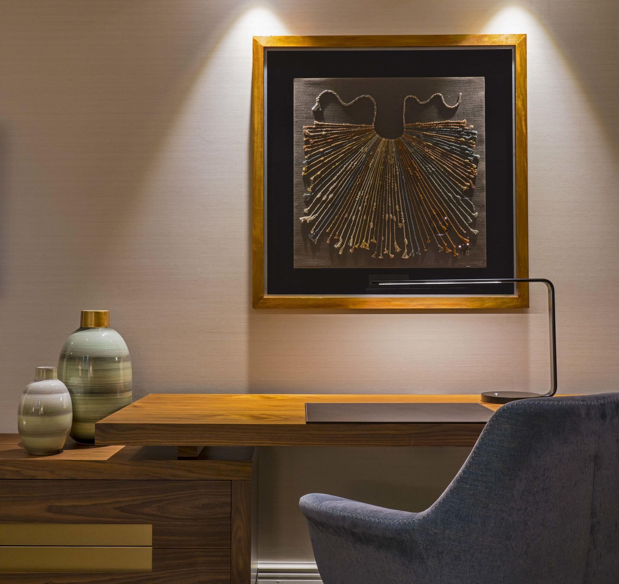 Double Deluxe King Bed