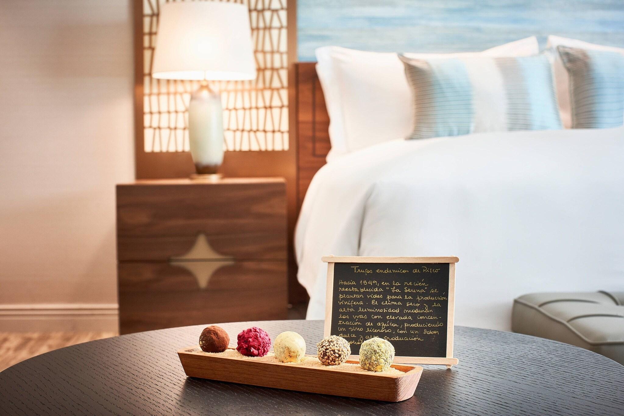 Double Club King Bed