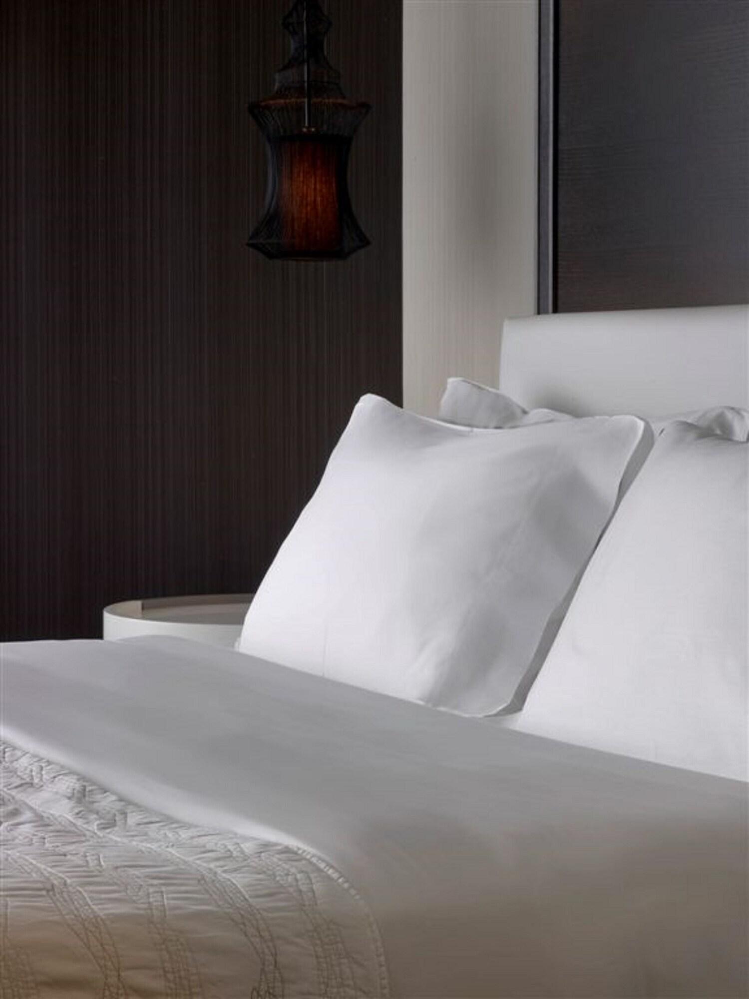 Double Deluxe with Views