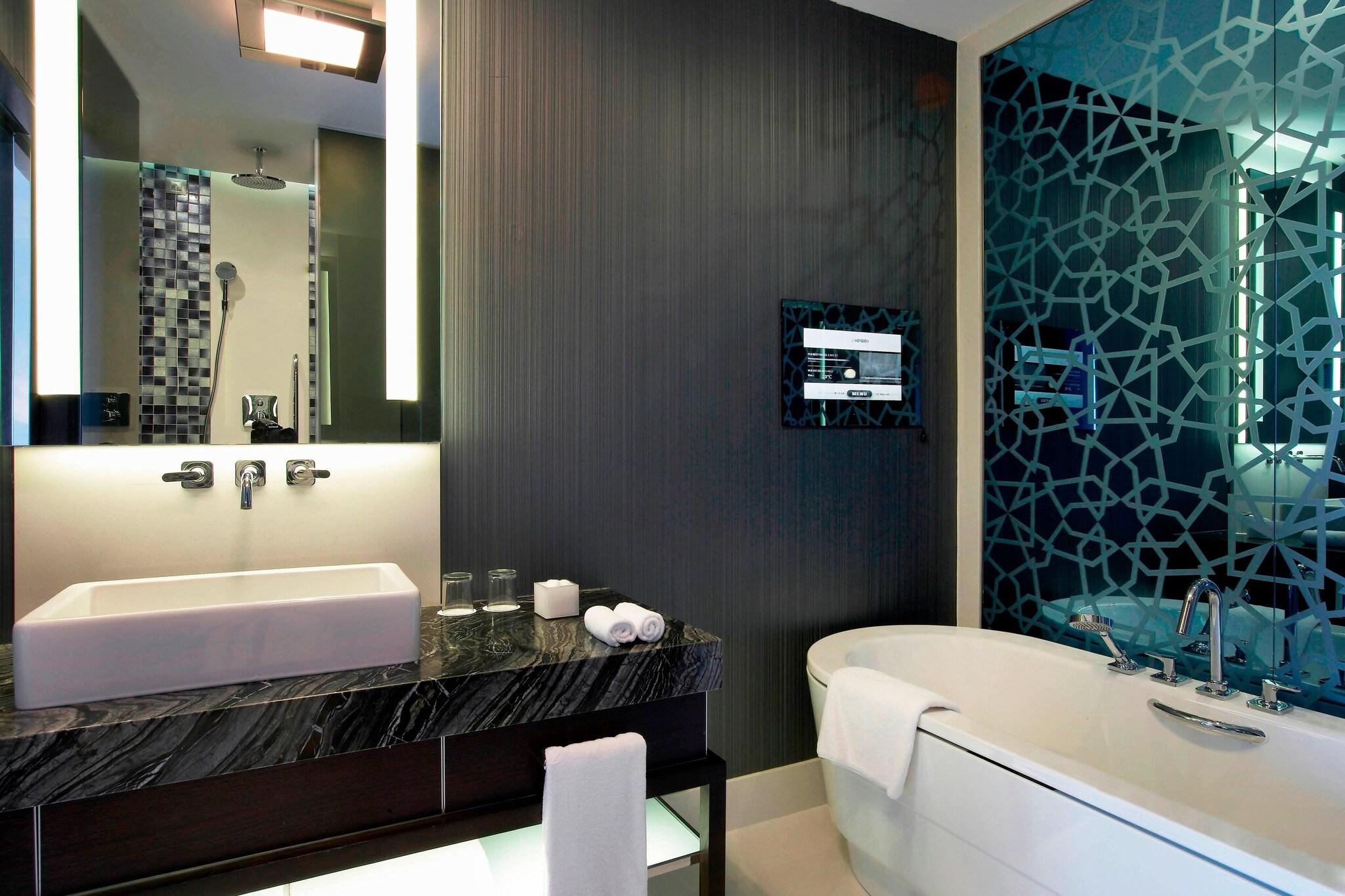 Suite Executive King Bed