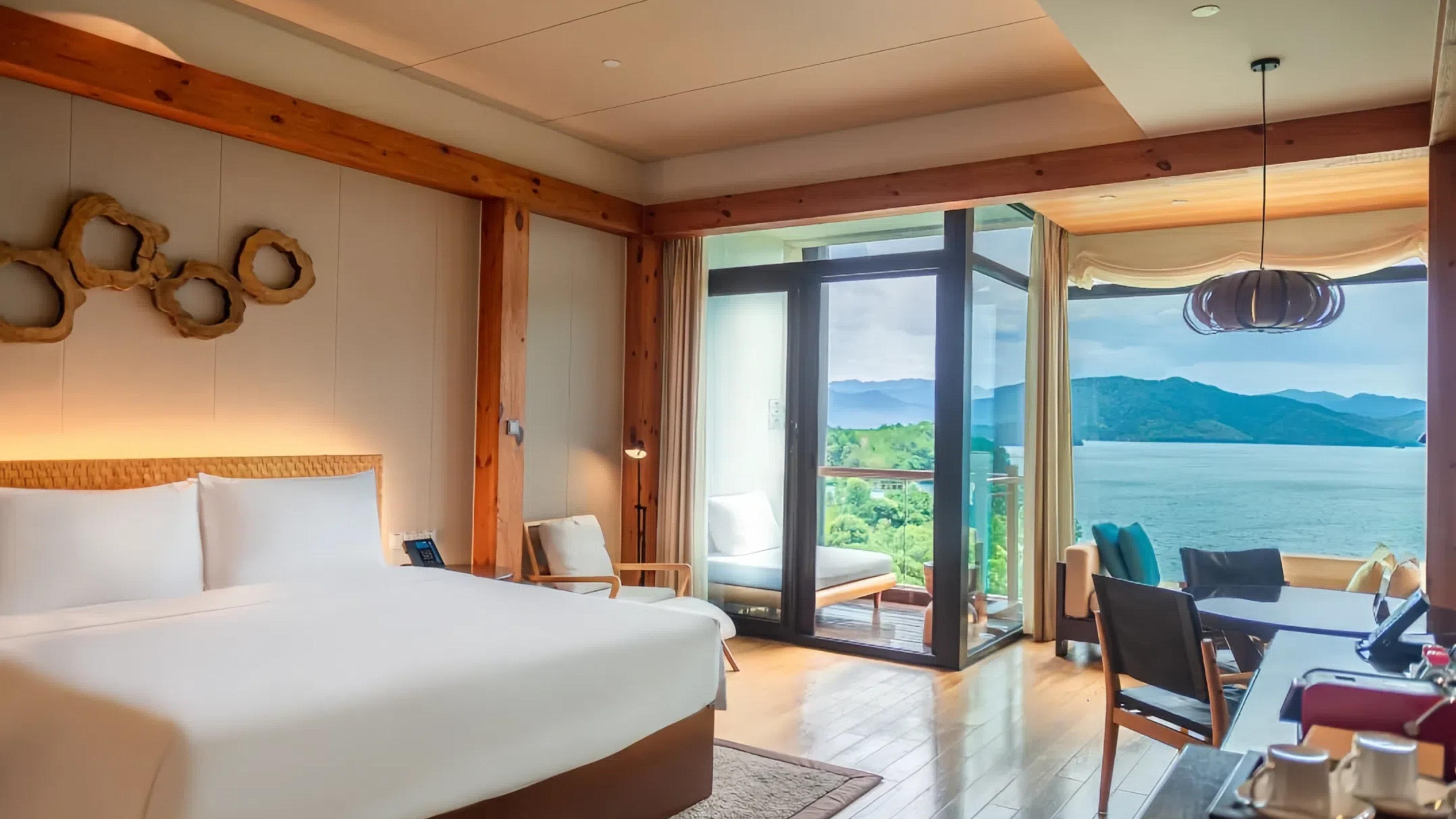 Double Premium King Bed