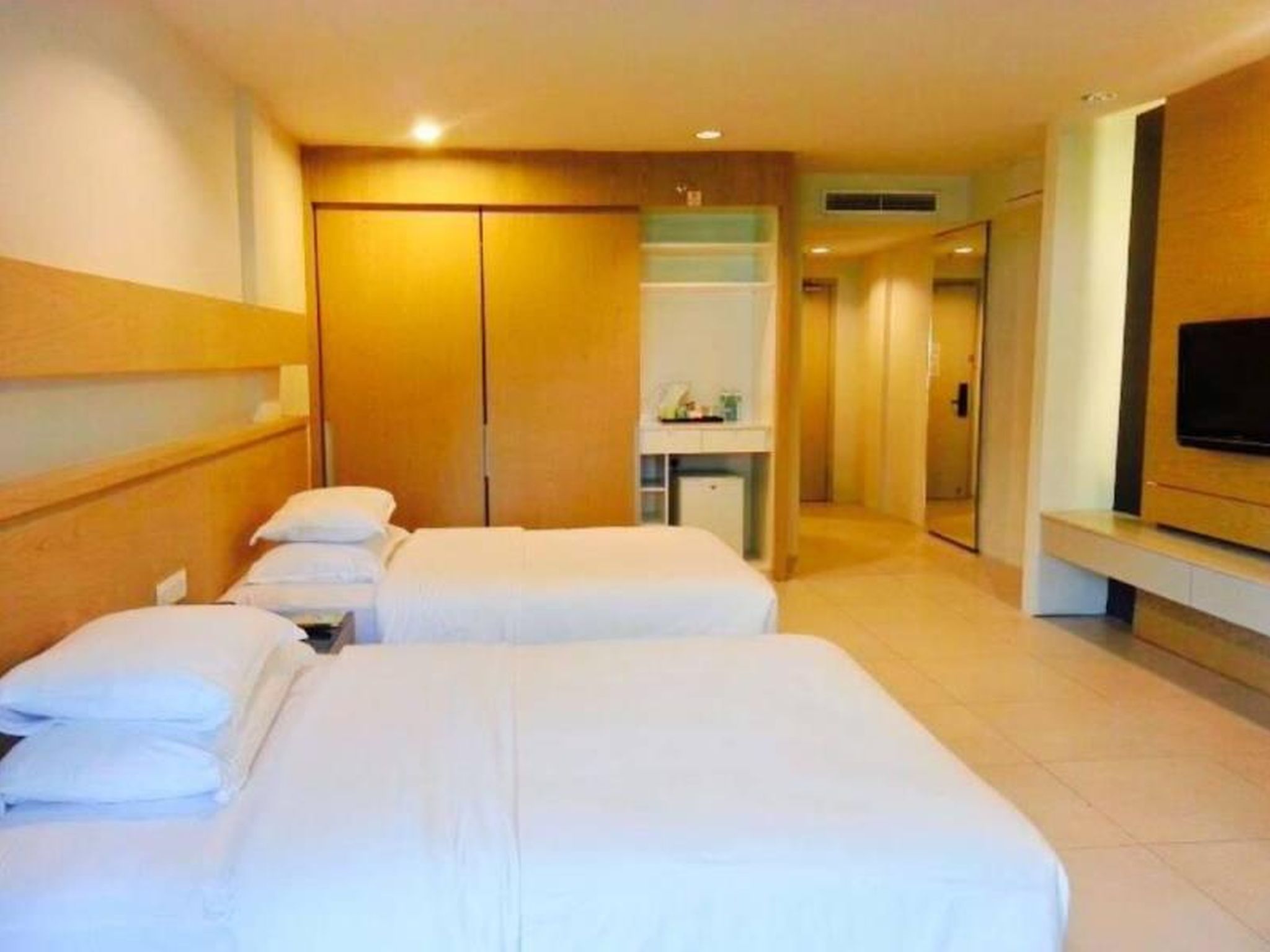 Double or Twin Partial Sea View