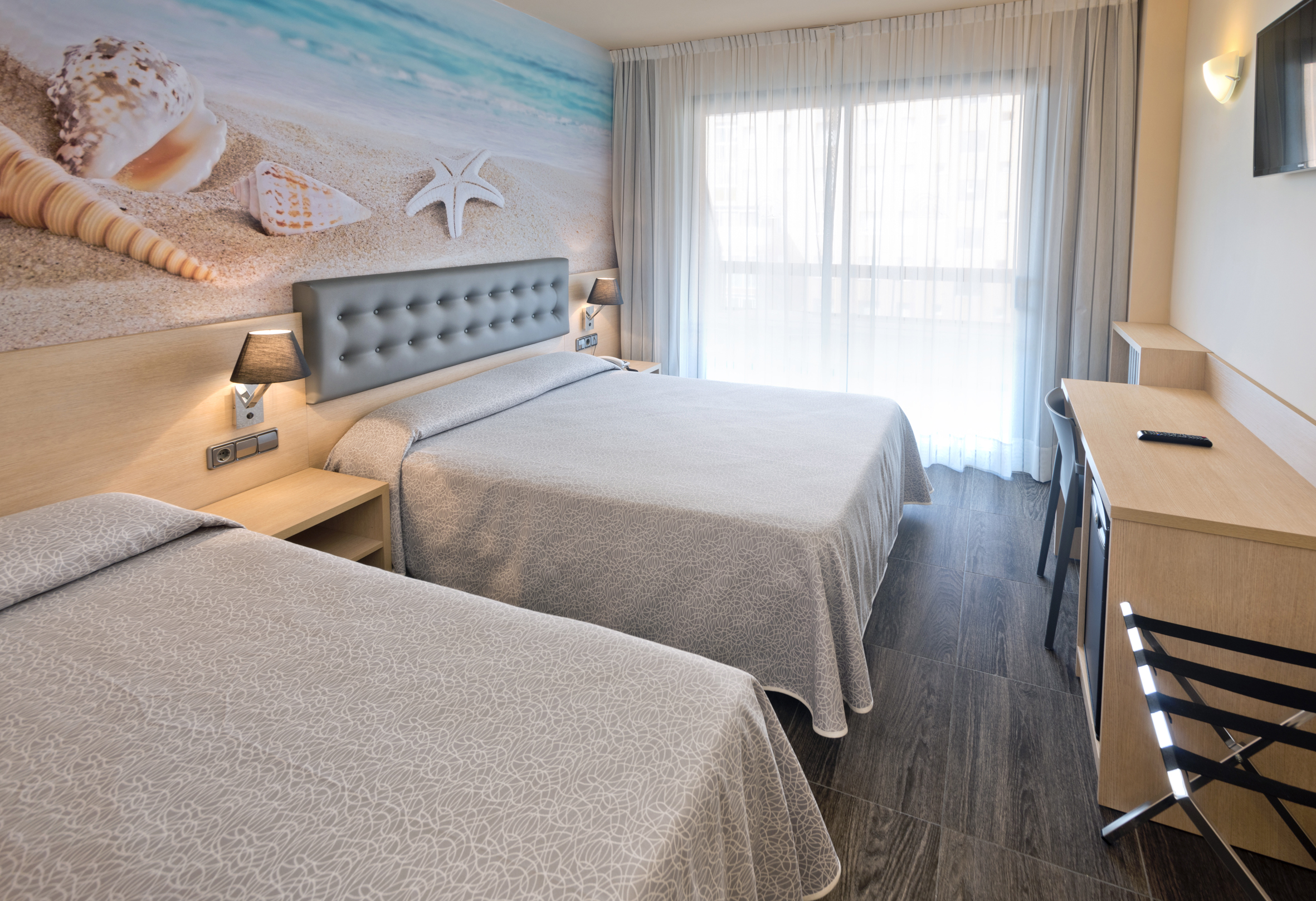 Double or Twin Standard