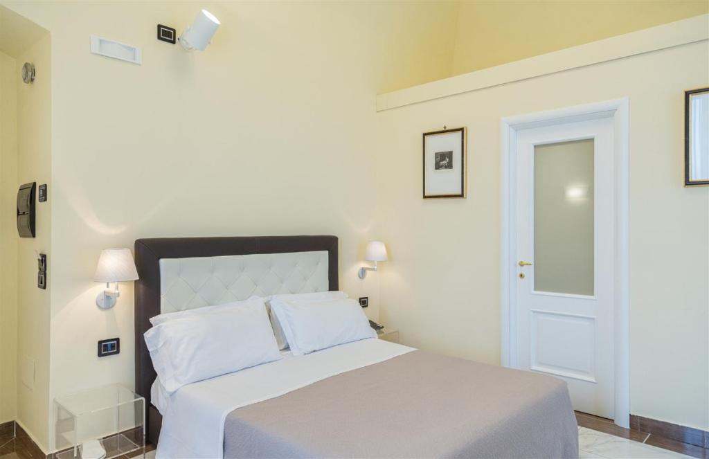 Double Single Deluxe