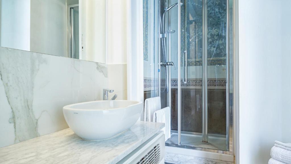 Double Single Deluxe