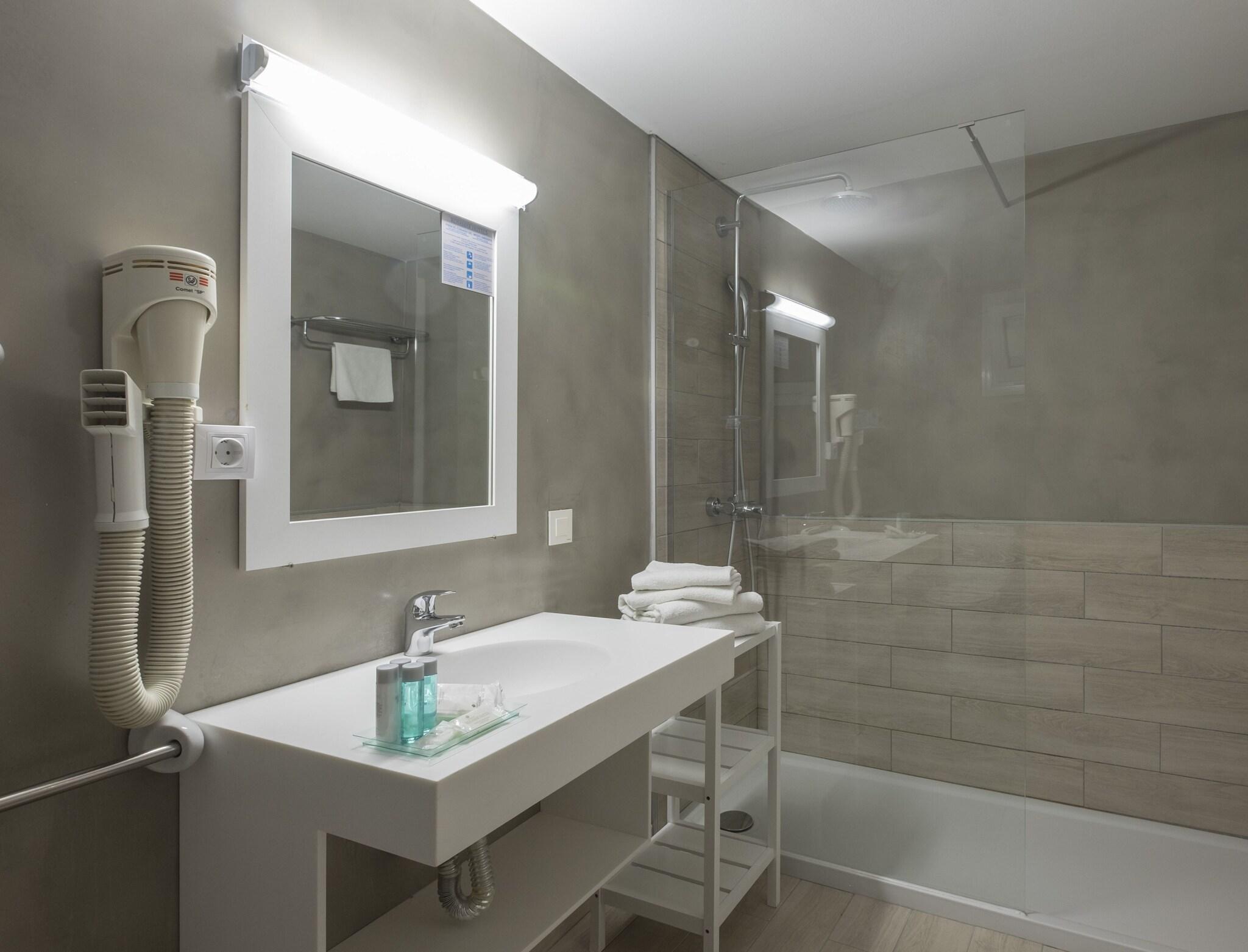 Double or Twin Sea View with Balcony