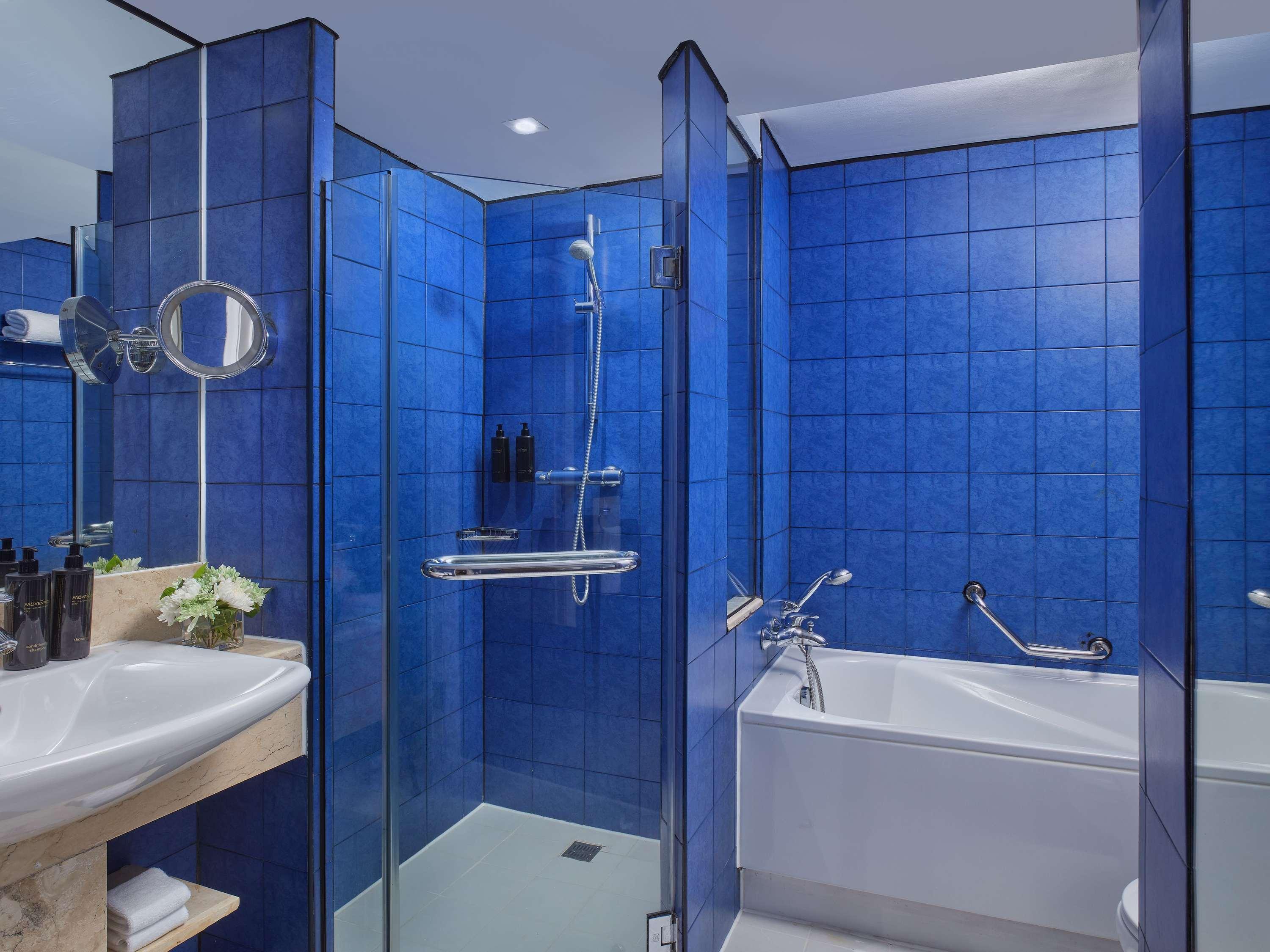 Suite Sea View King Bed