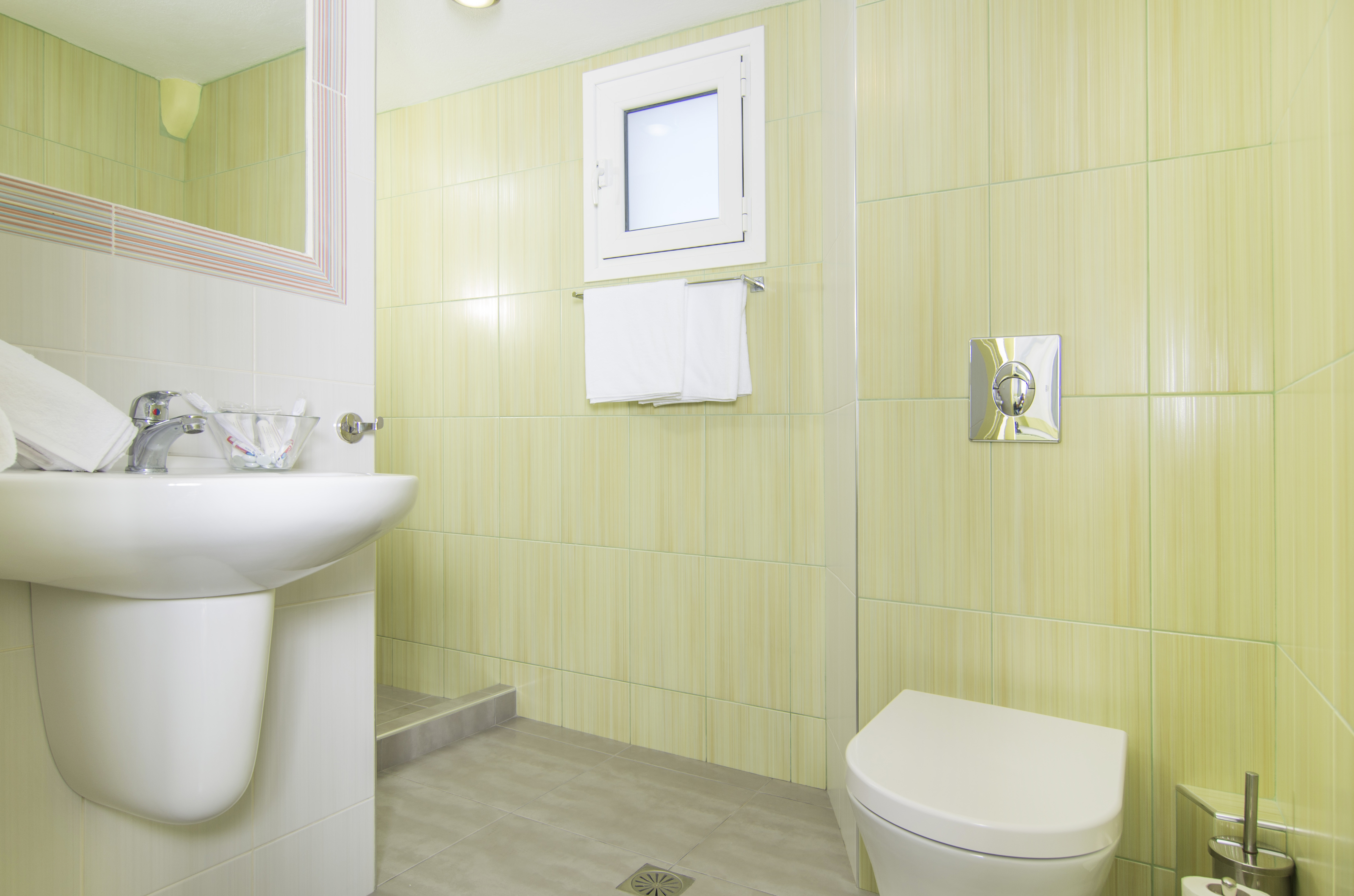 Apartment Capacity 4