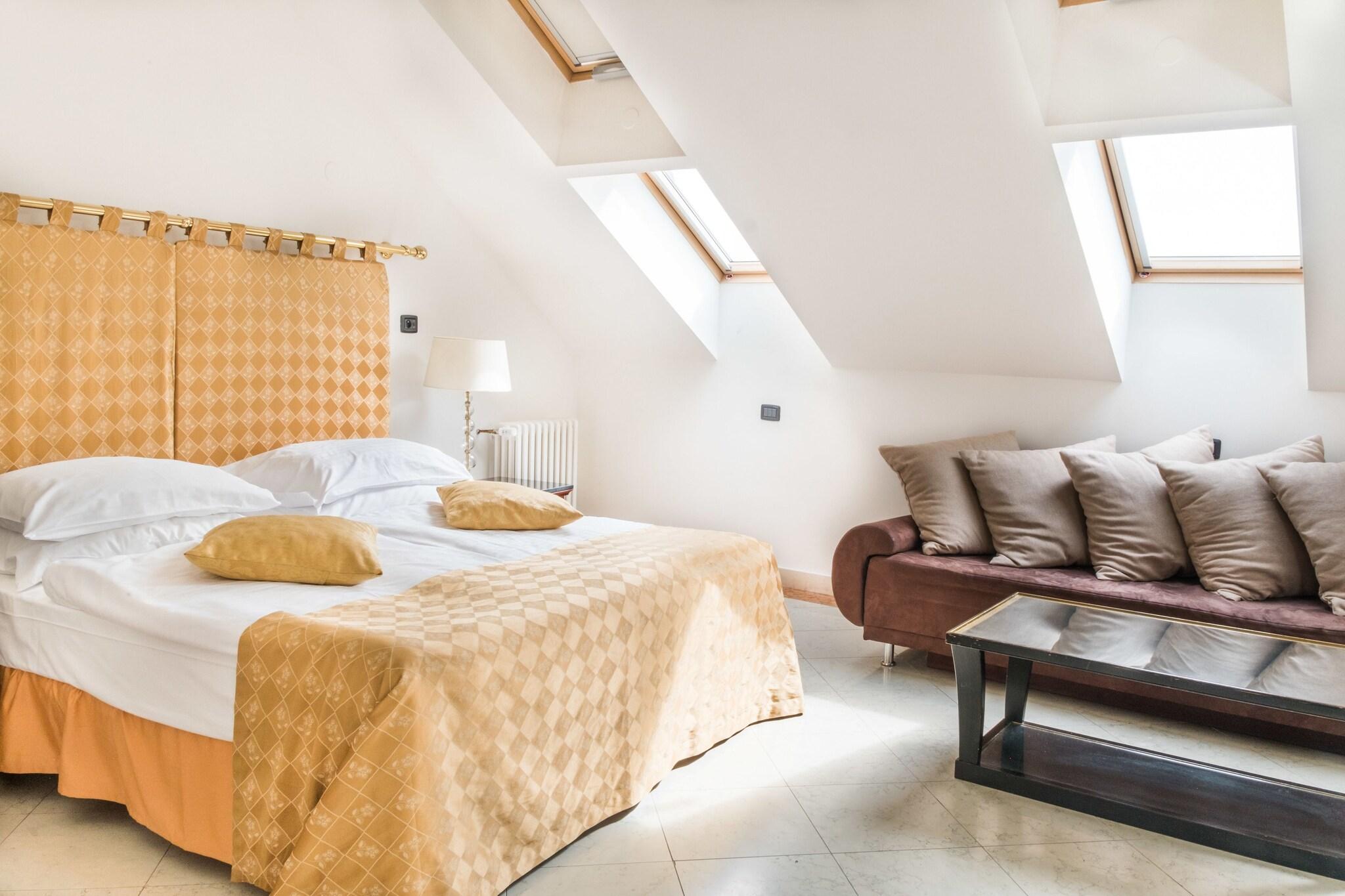 Studio King Size Bed