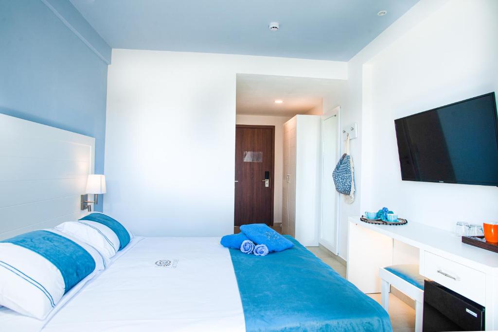 Double or Twin Standard