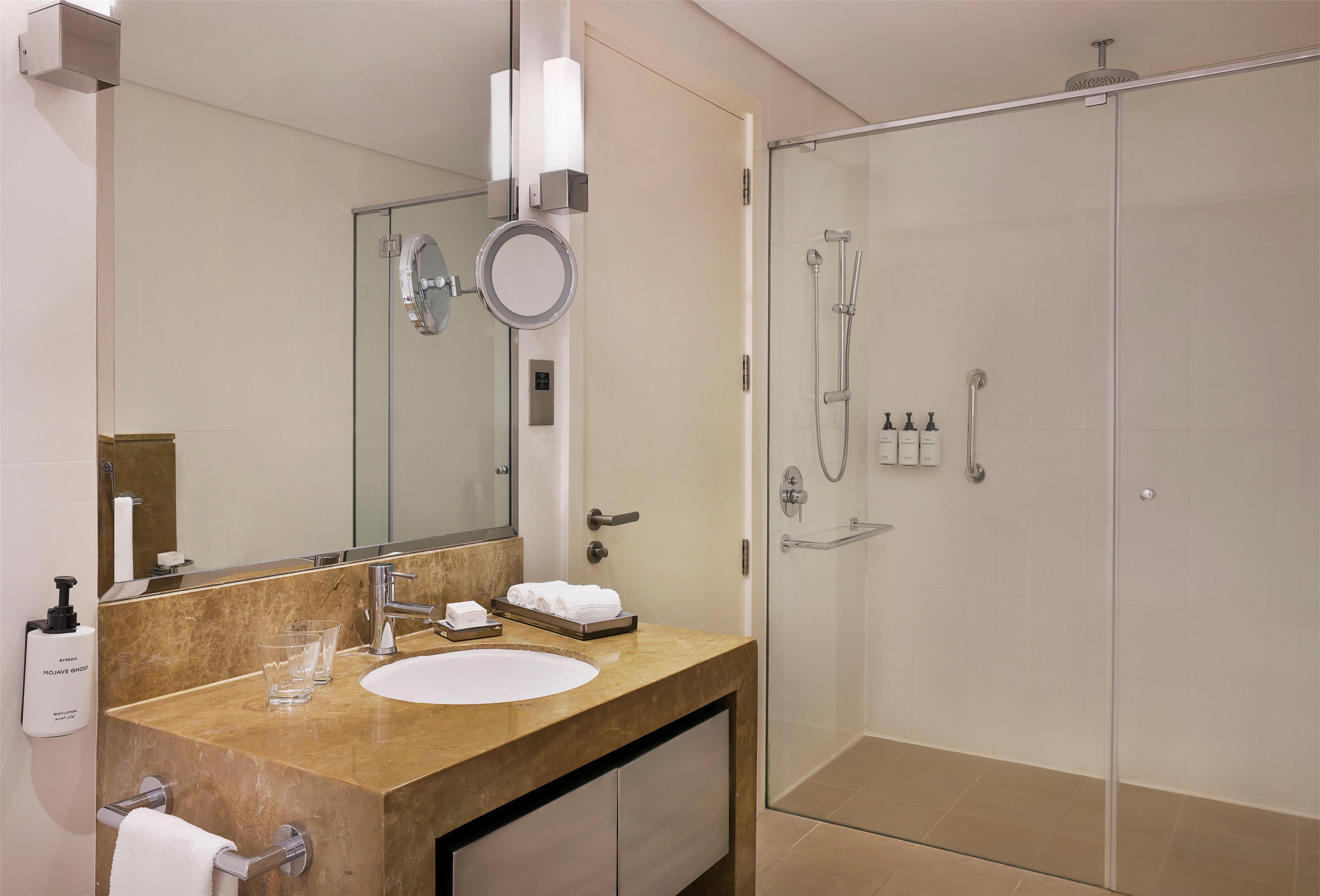 Studio Sea View King Bed