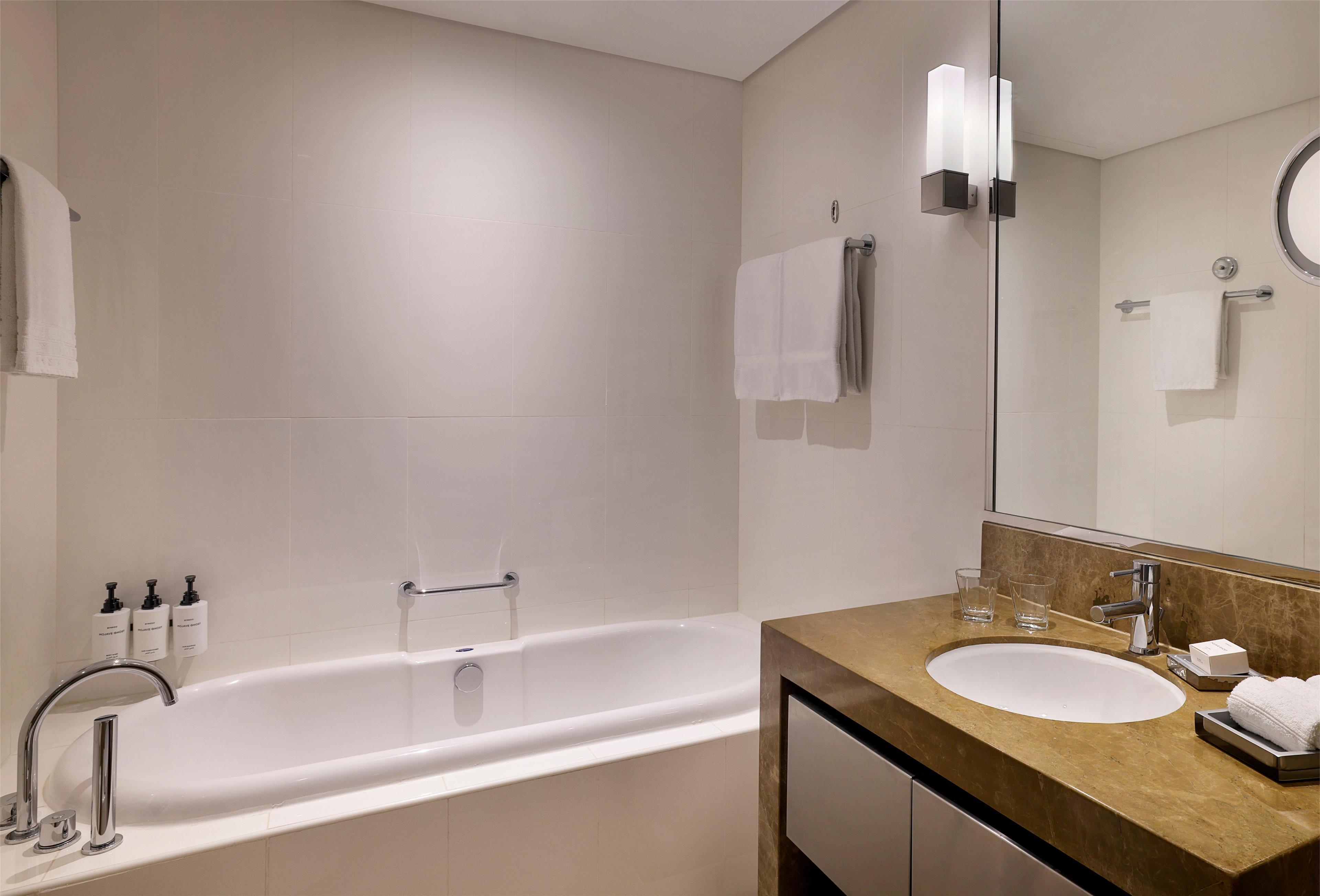 Studio Sea View King Bed