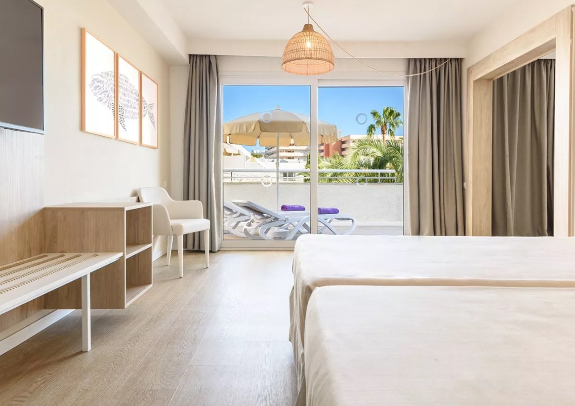 Double or Twin Pool View