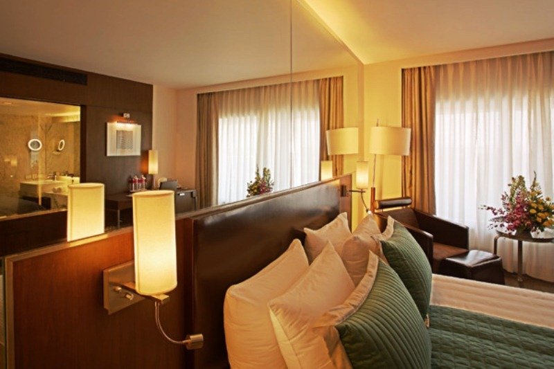 Double Deluxe Executive