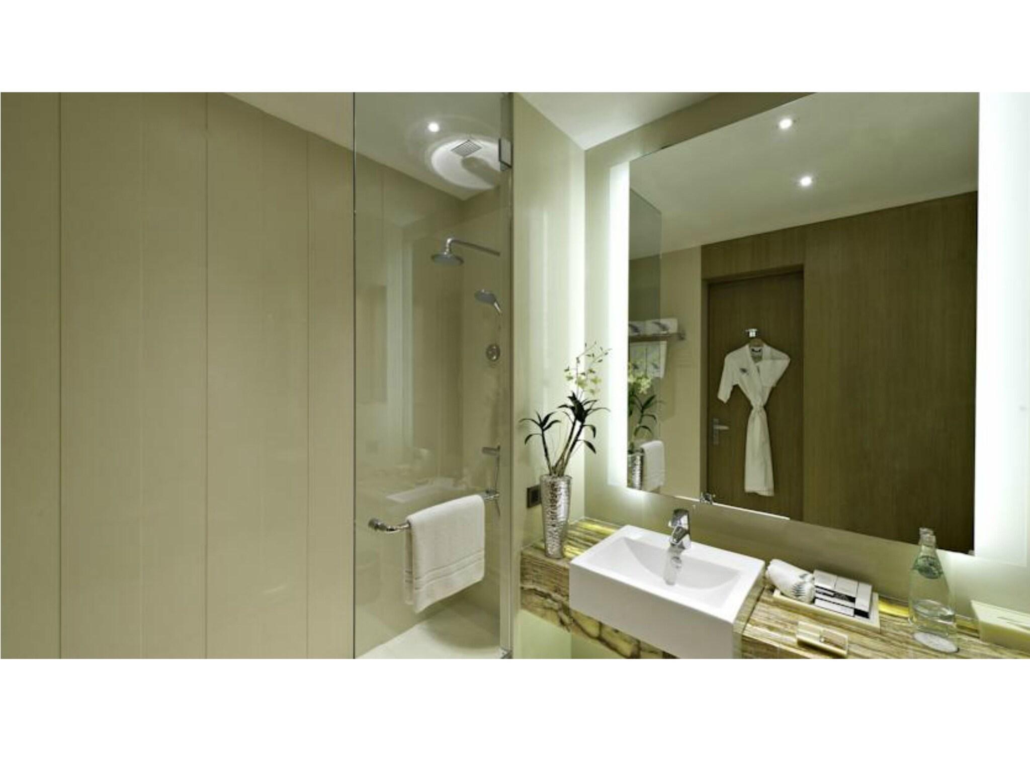 Suite with Double Bed