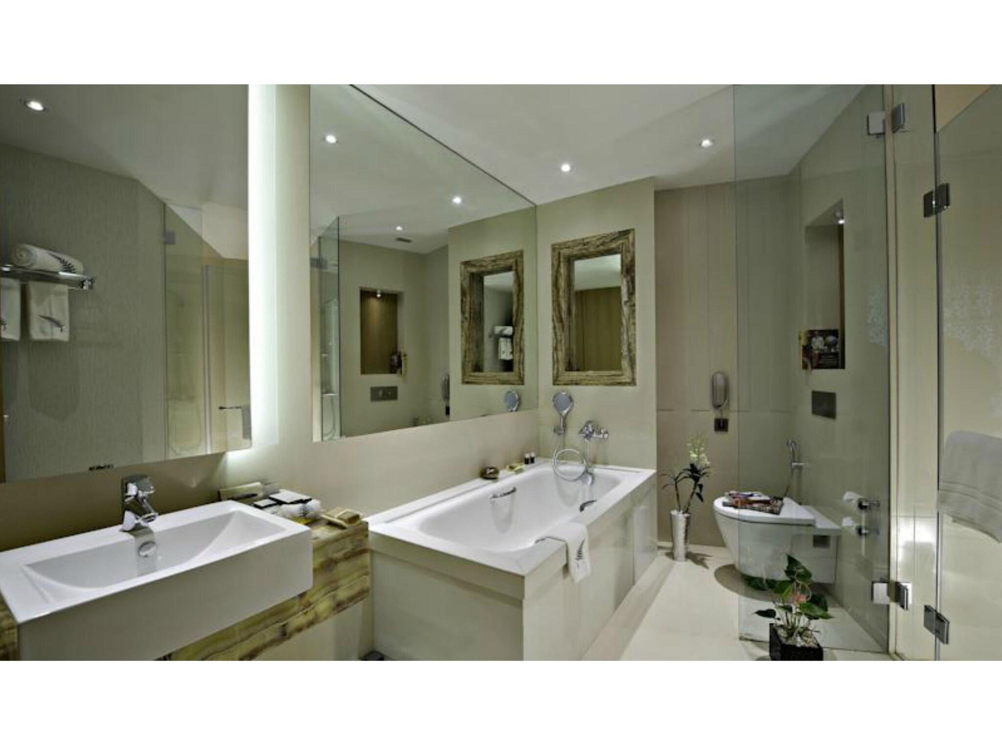 Suite with Double Bed