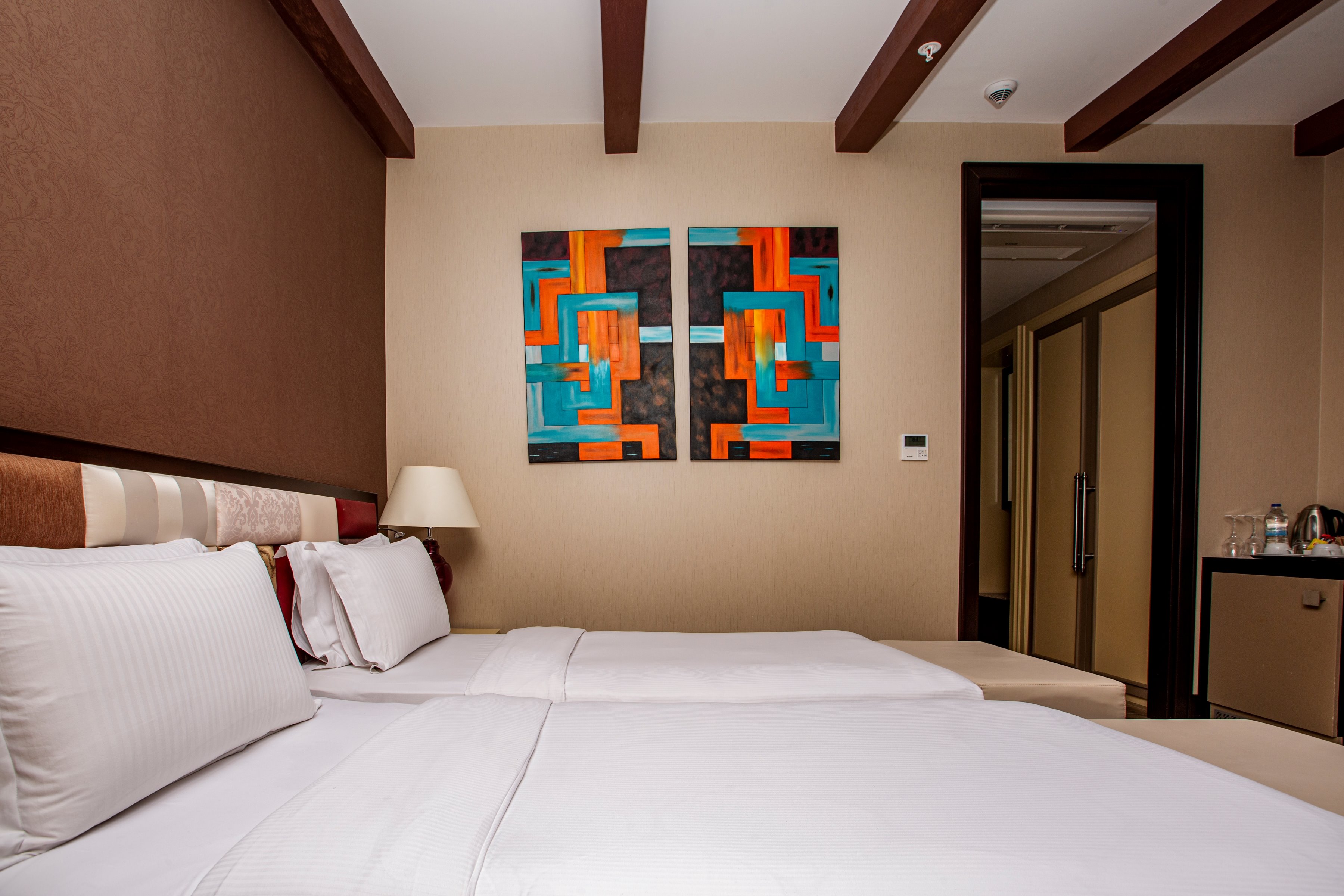 Double or Twin Two Beds