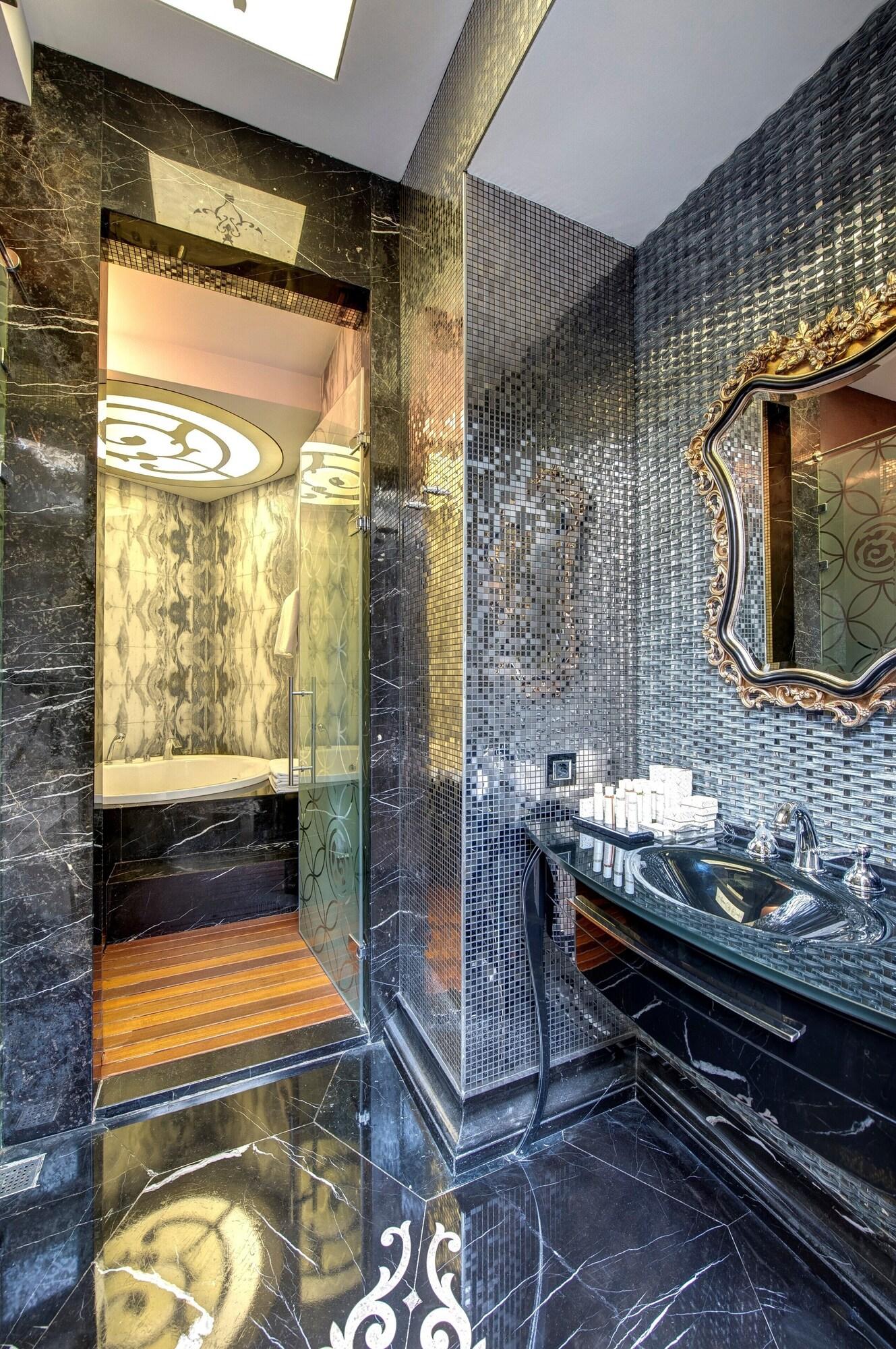 Double King Size Bed