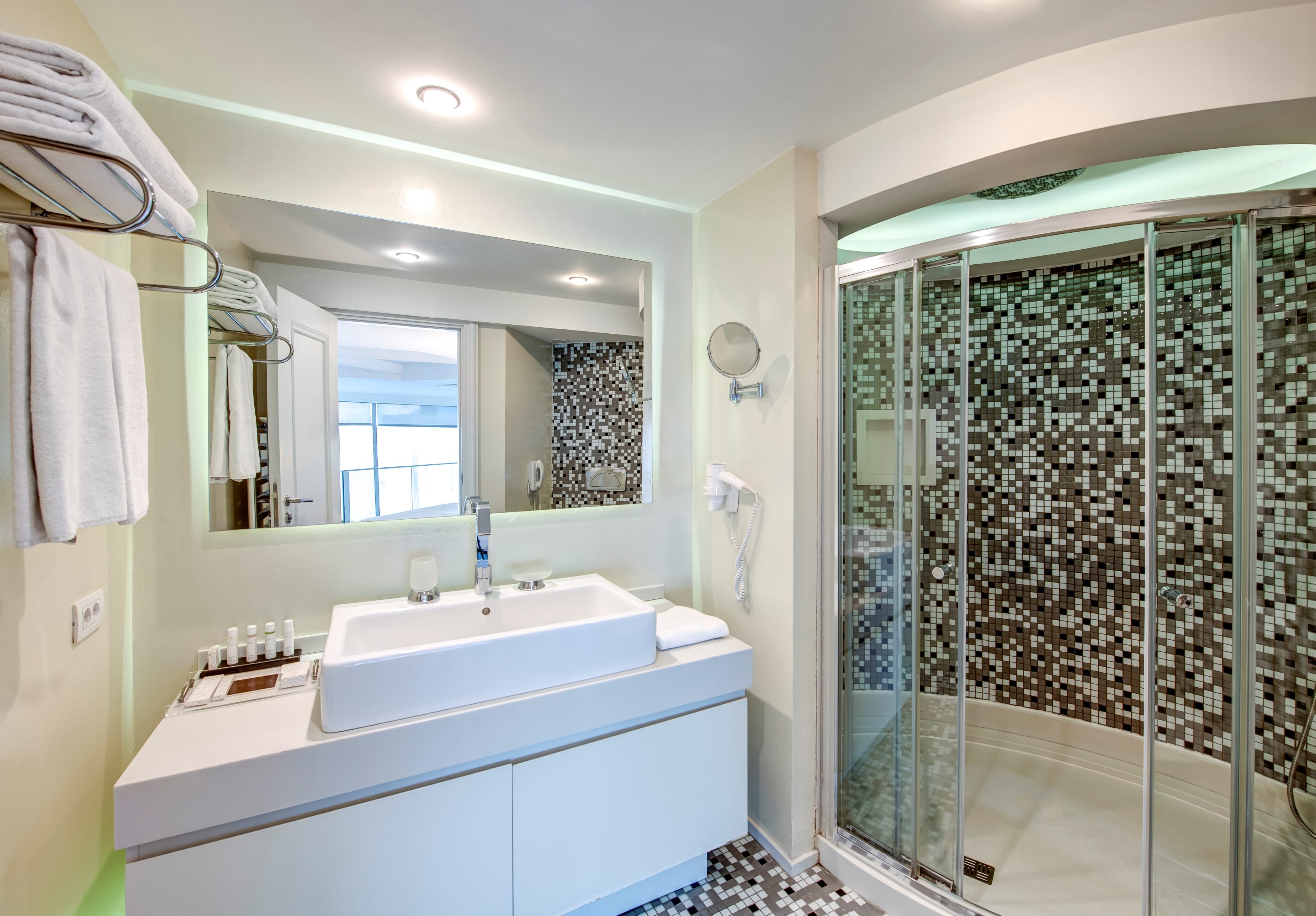 Family Room Two Bedrooms One Bathroom