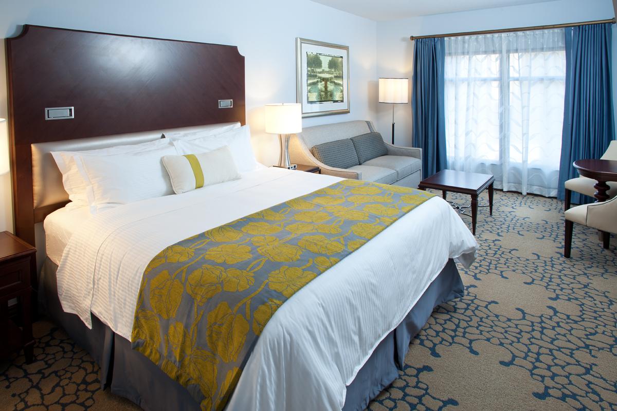 Double Deluxe King Bed