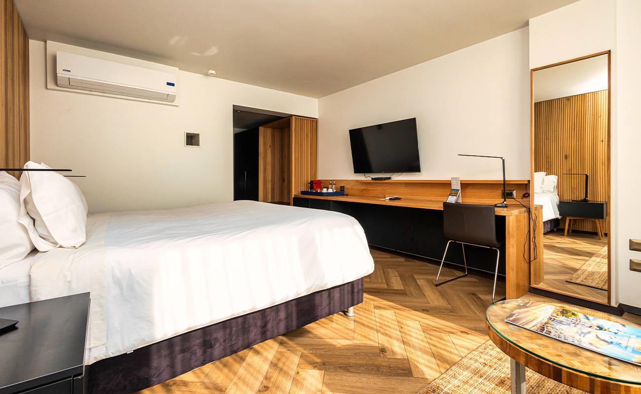Double King Size Bed