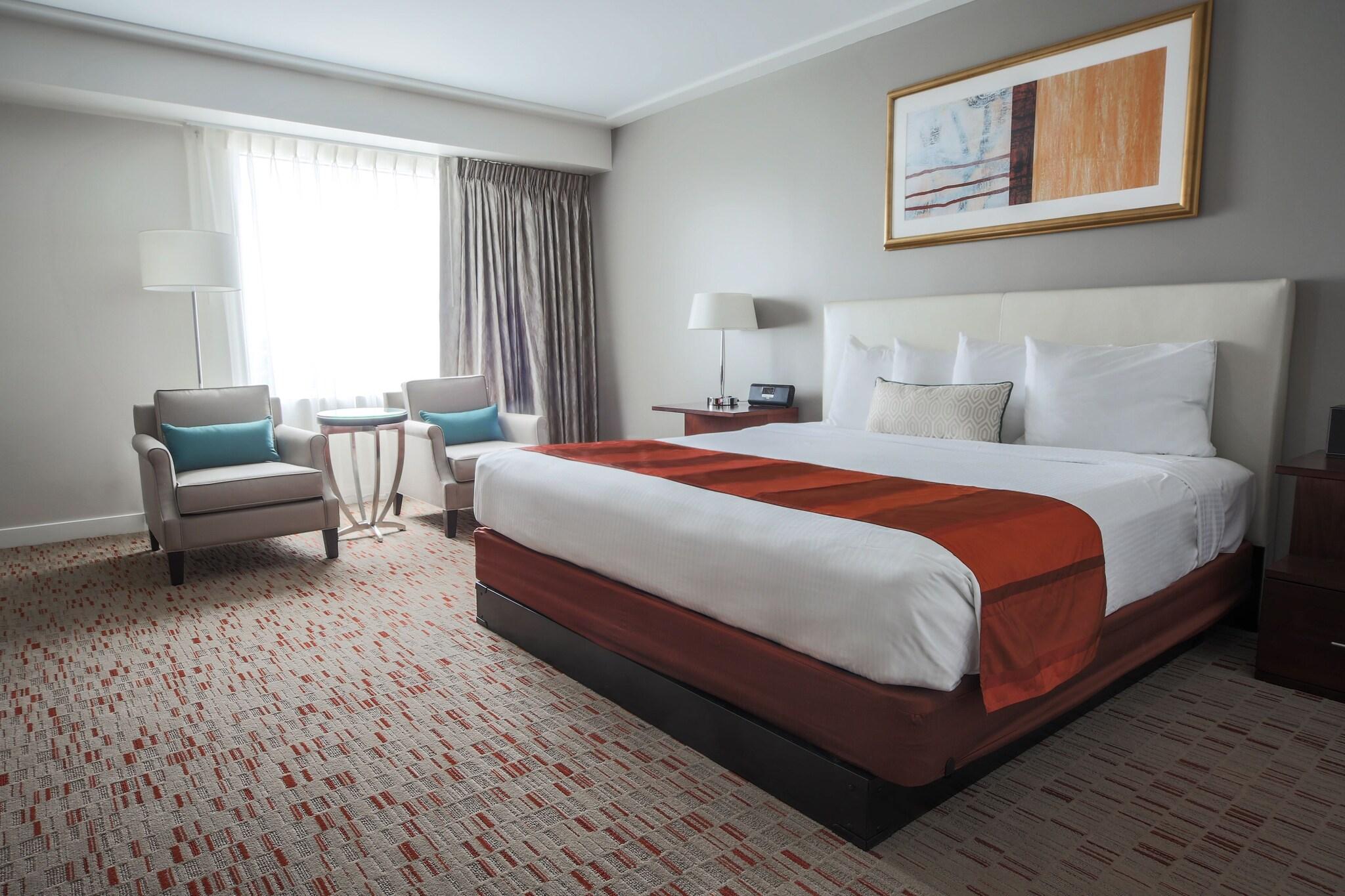 Double Deluxe King Bed