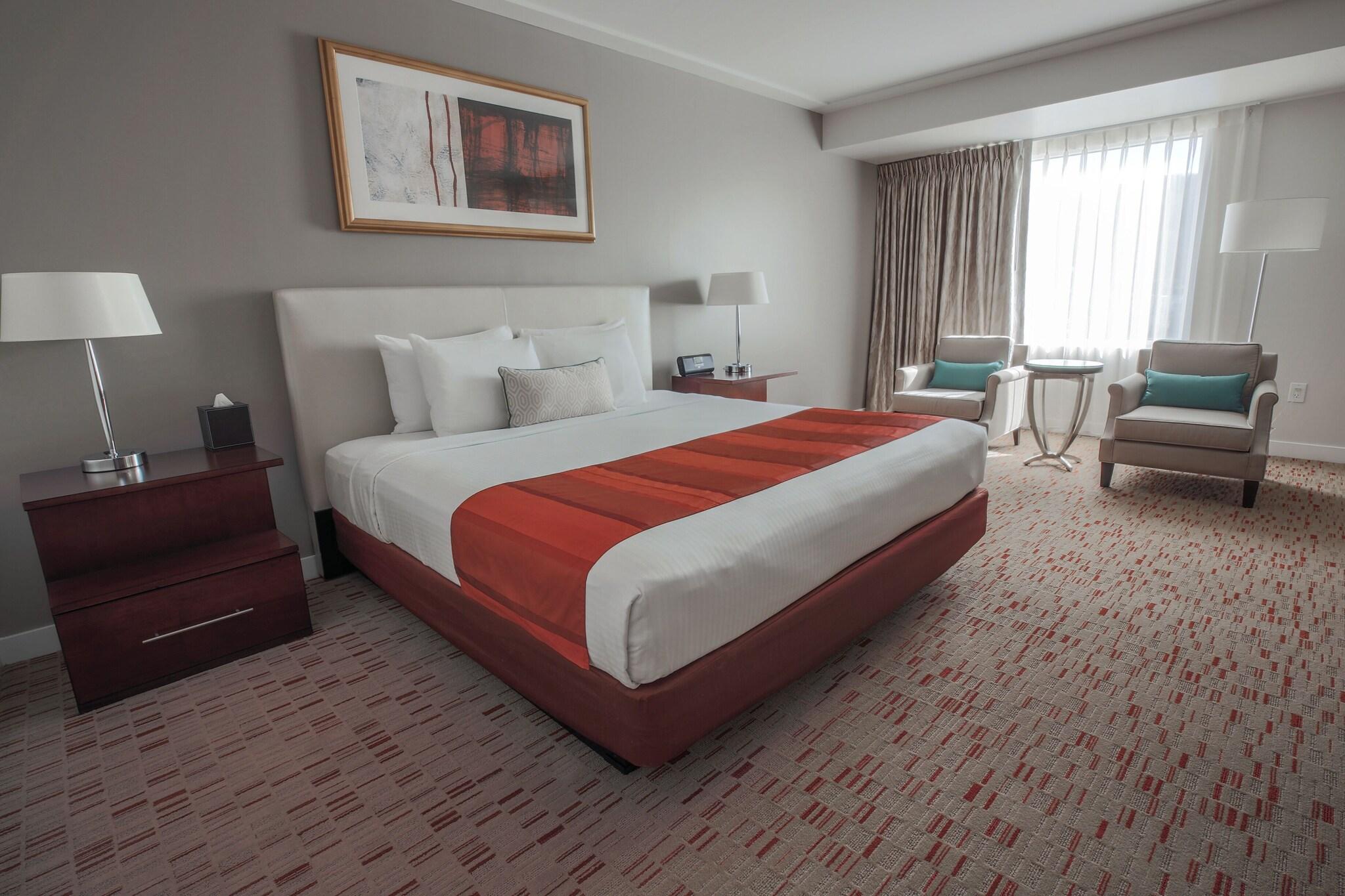 Double Deluxe King Bed