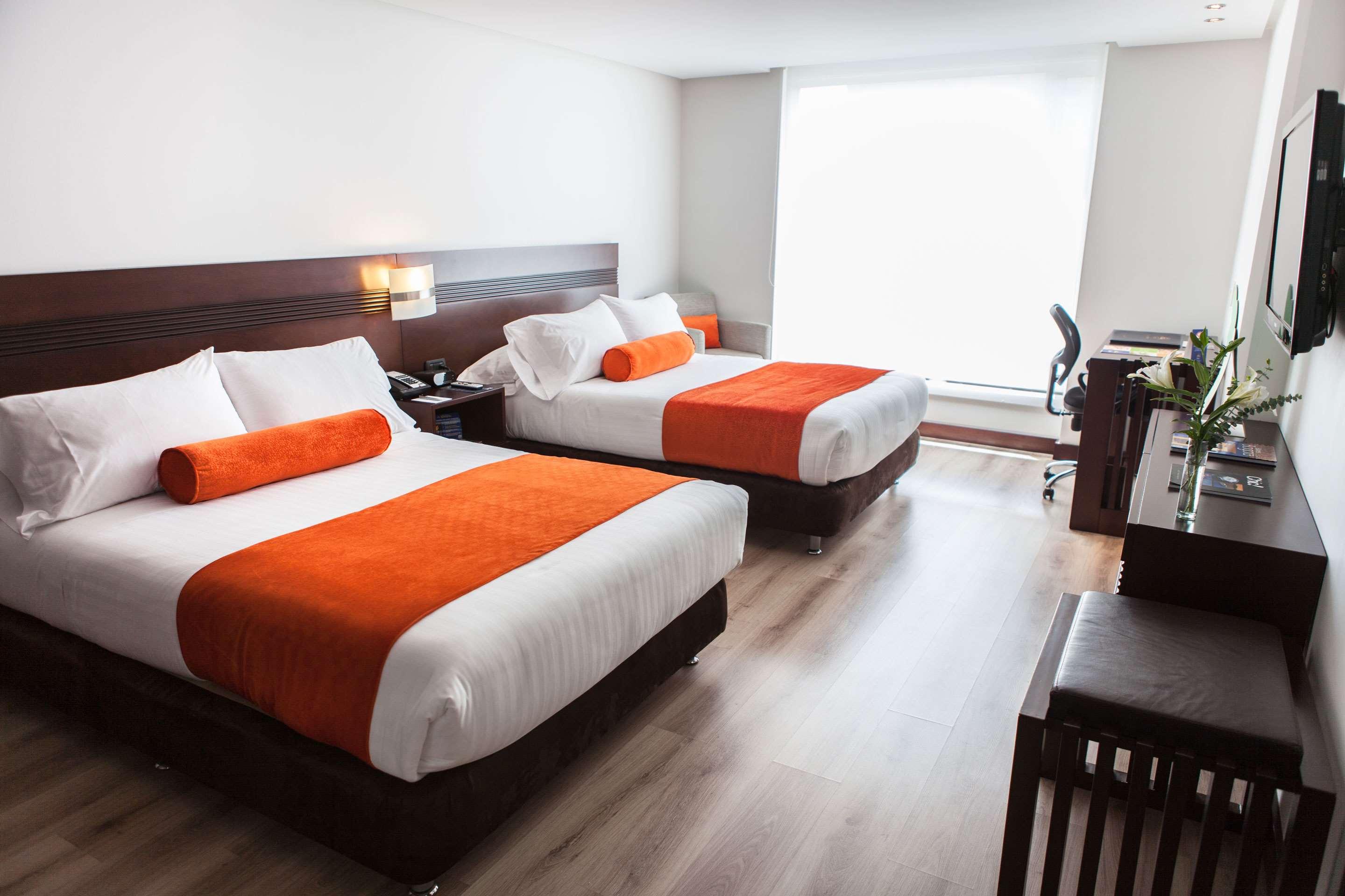 Room Two Beds