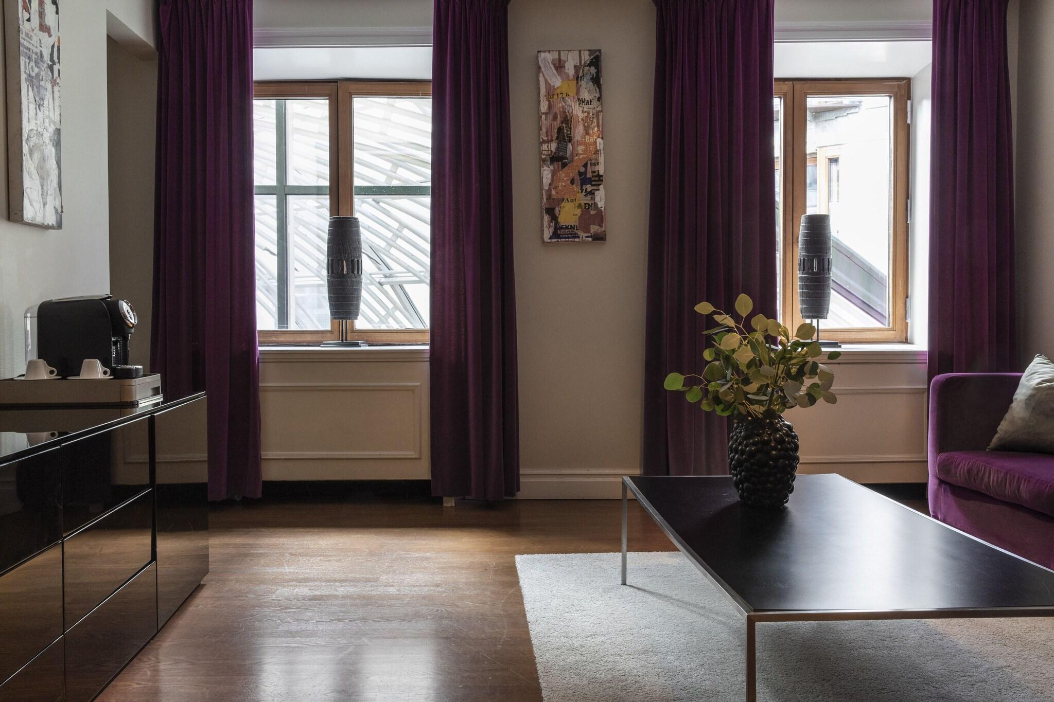 Junior Suite King Size Bed