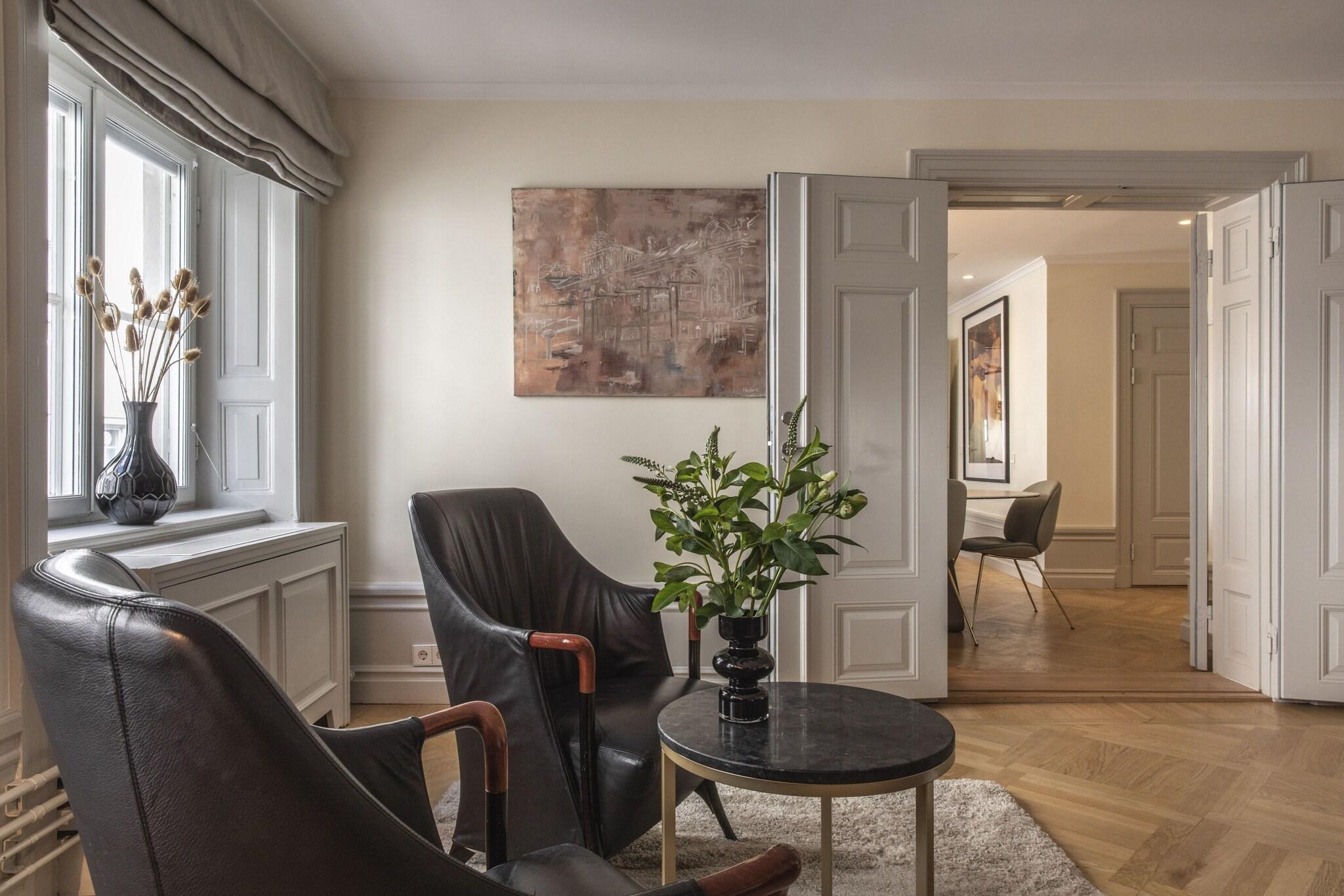 Double Deluxe King Bed