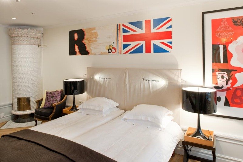 Double or Twin Standard