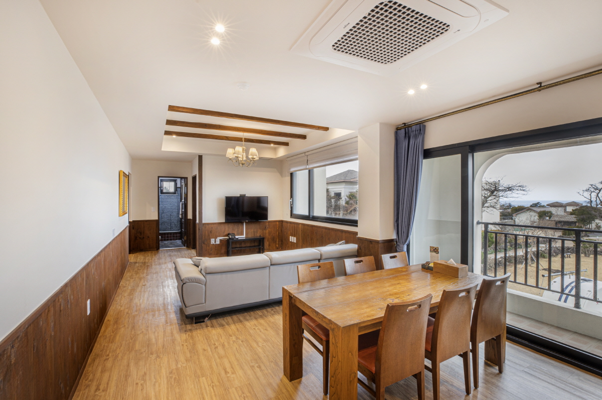 Double Deluxe Two Bedroom