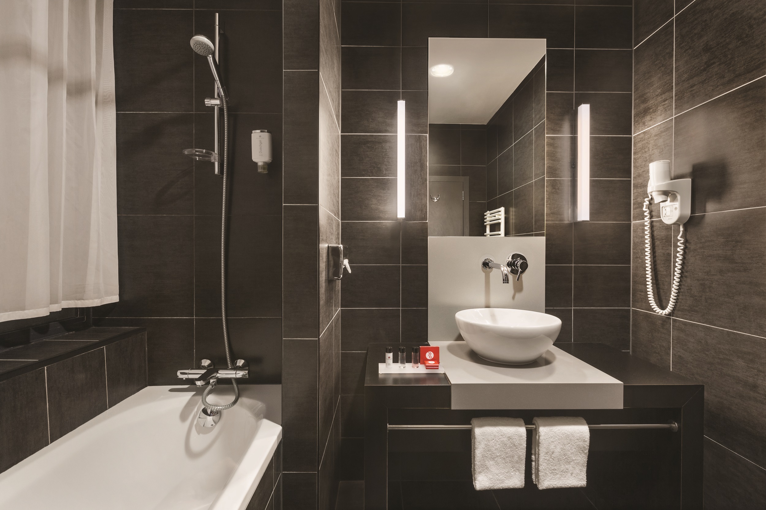 Family Room Executive