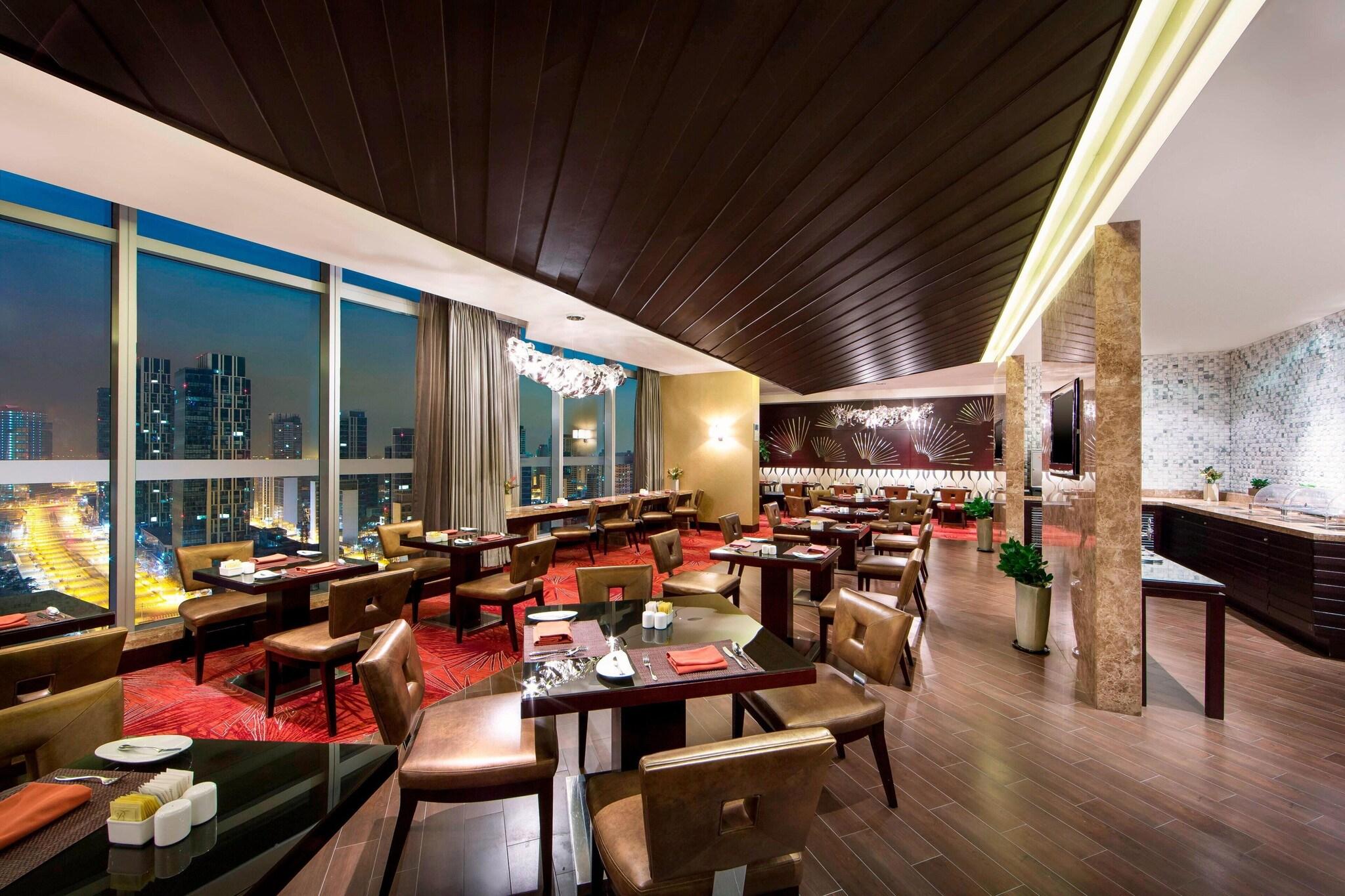 Double Club with Views