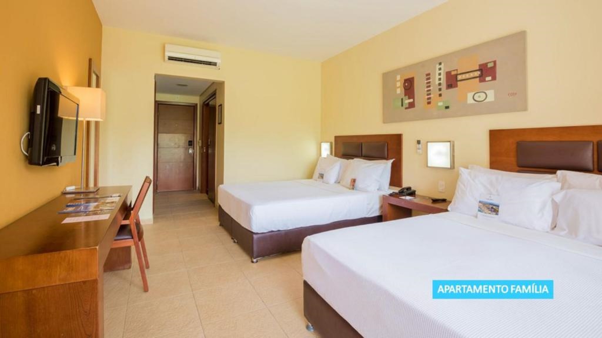 Family Room Capacity 2