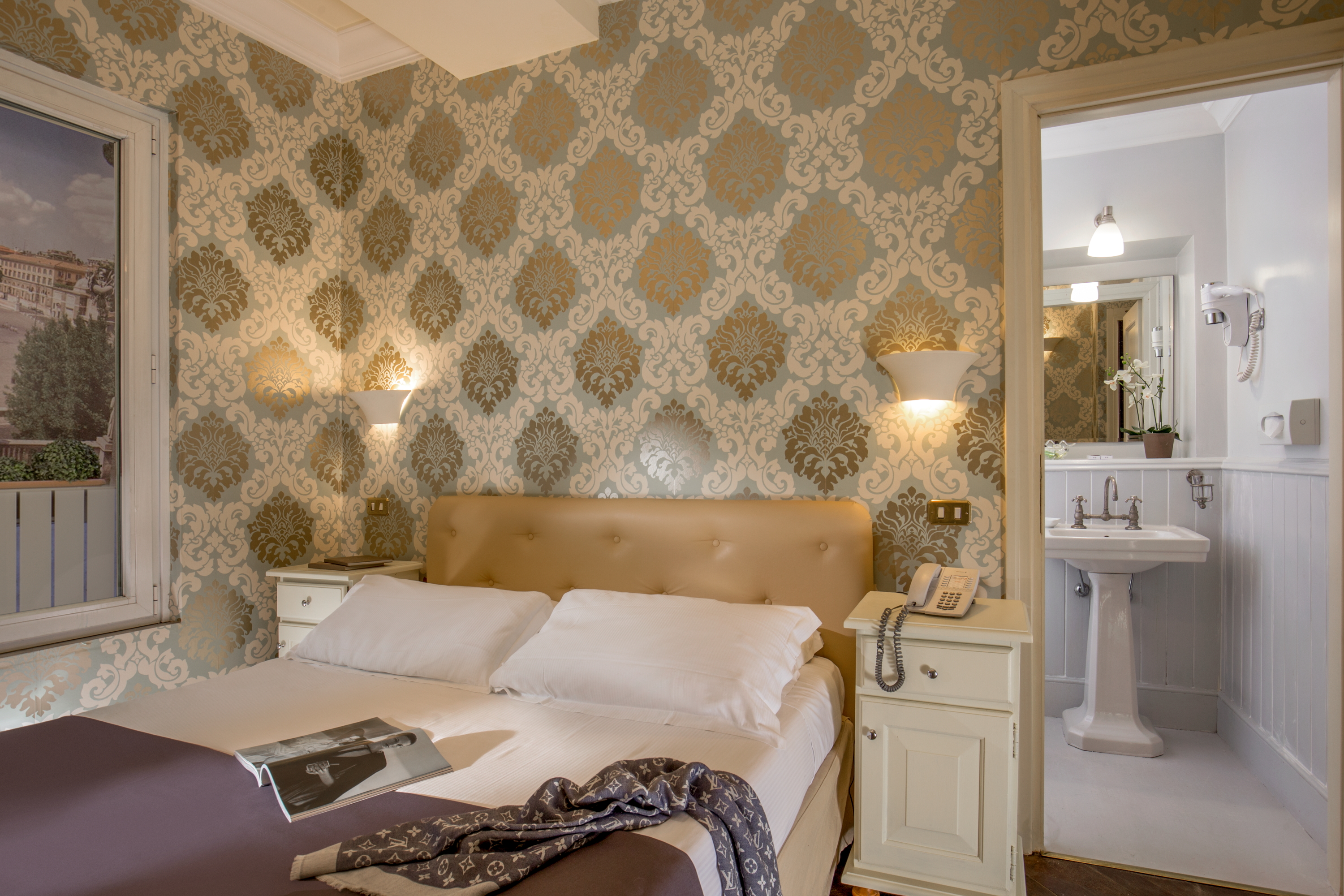 Double or Twin Standard