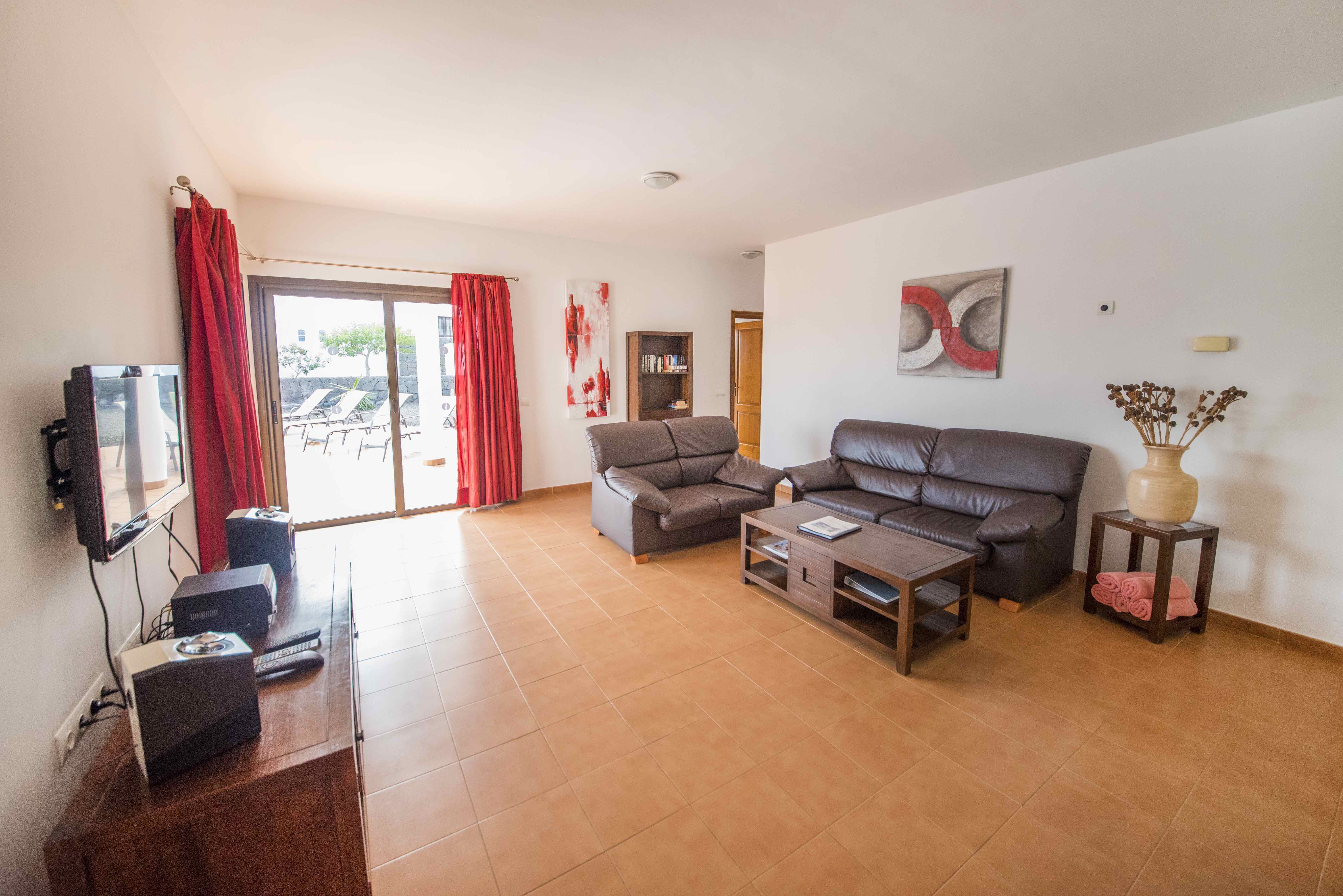 Villa Capacity 8 Four Bedrooms