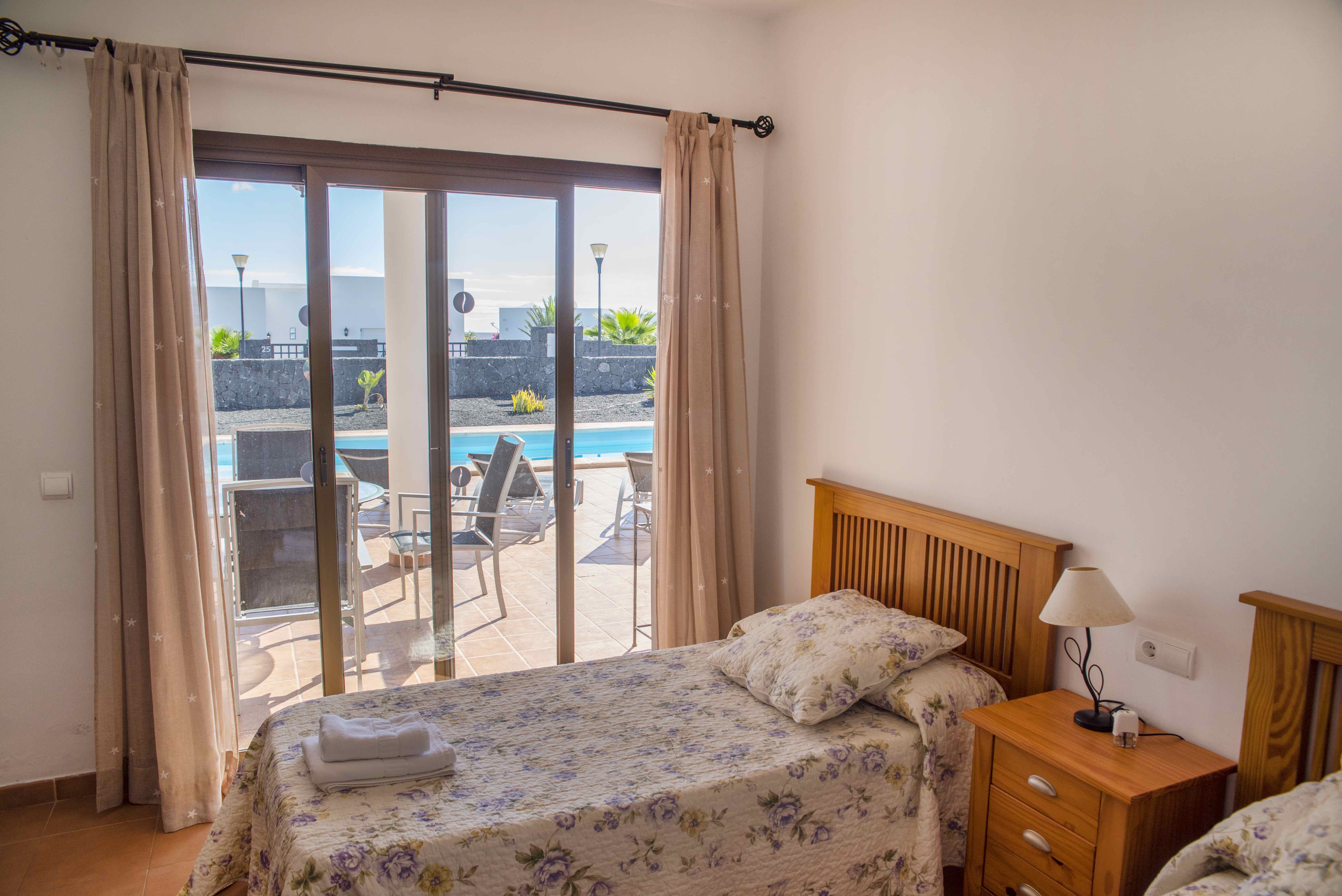 Villa Capacity 8 Four Bedrooms