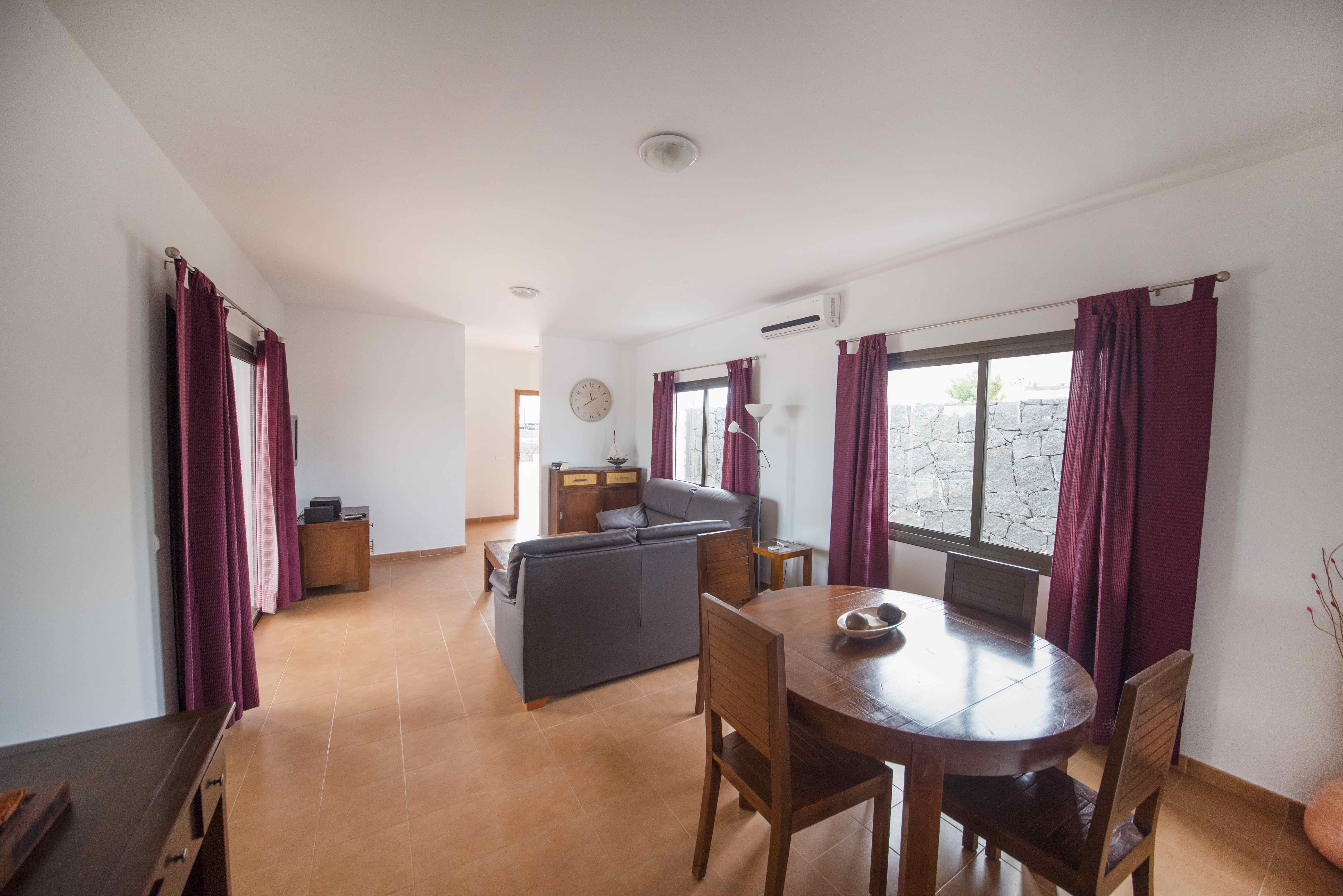 Villa Capacity 8 Four Bedrooms