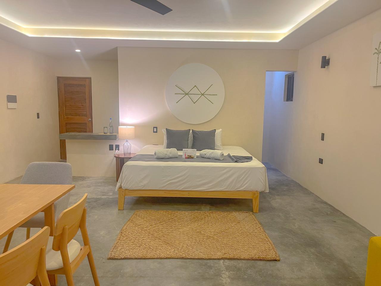 Studio Deluxe King Bed