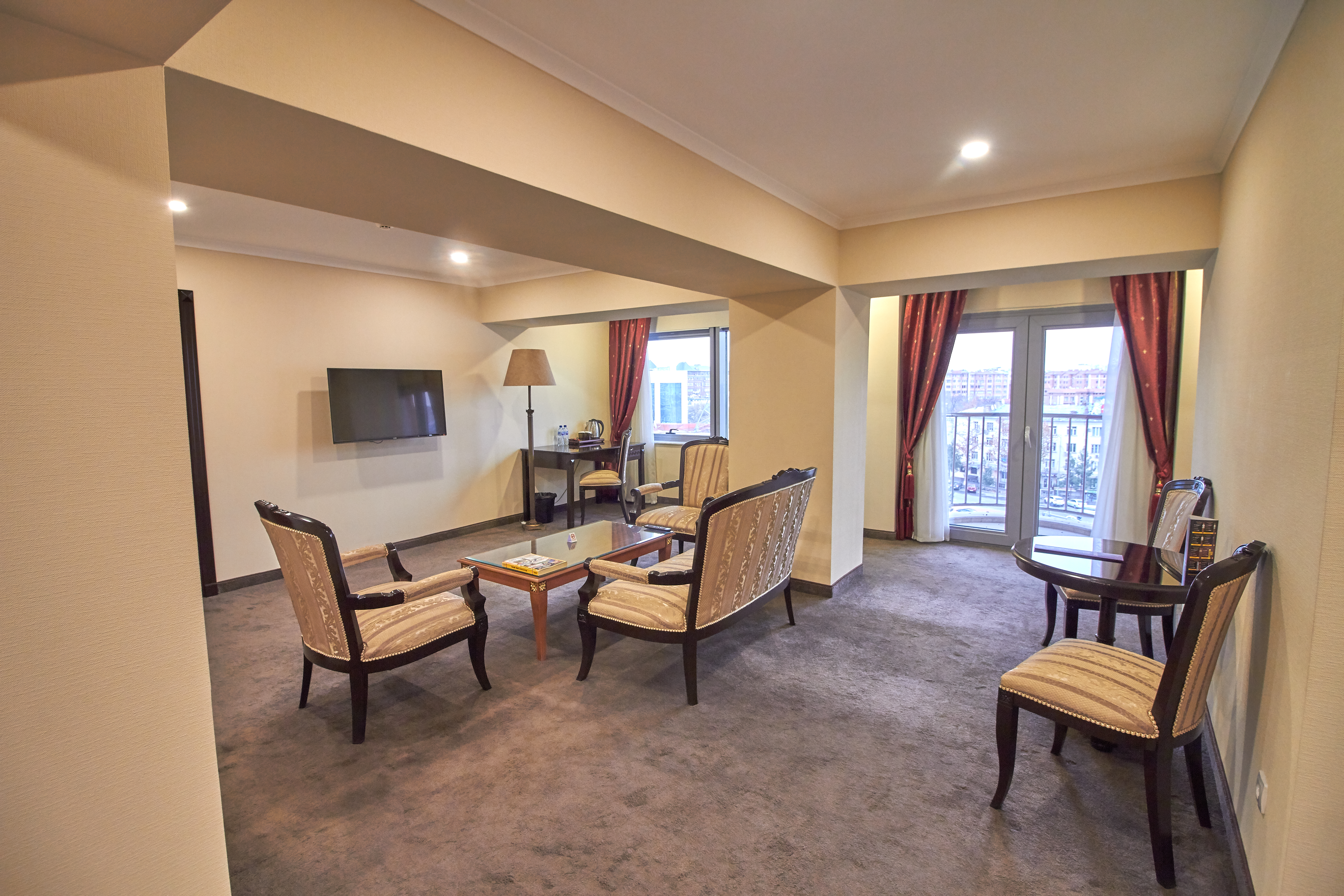 Junior Suite Capacity 1