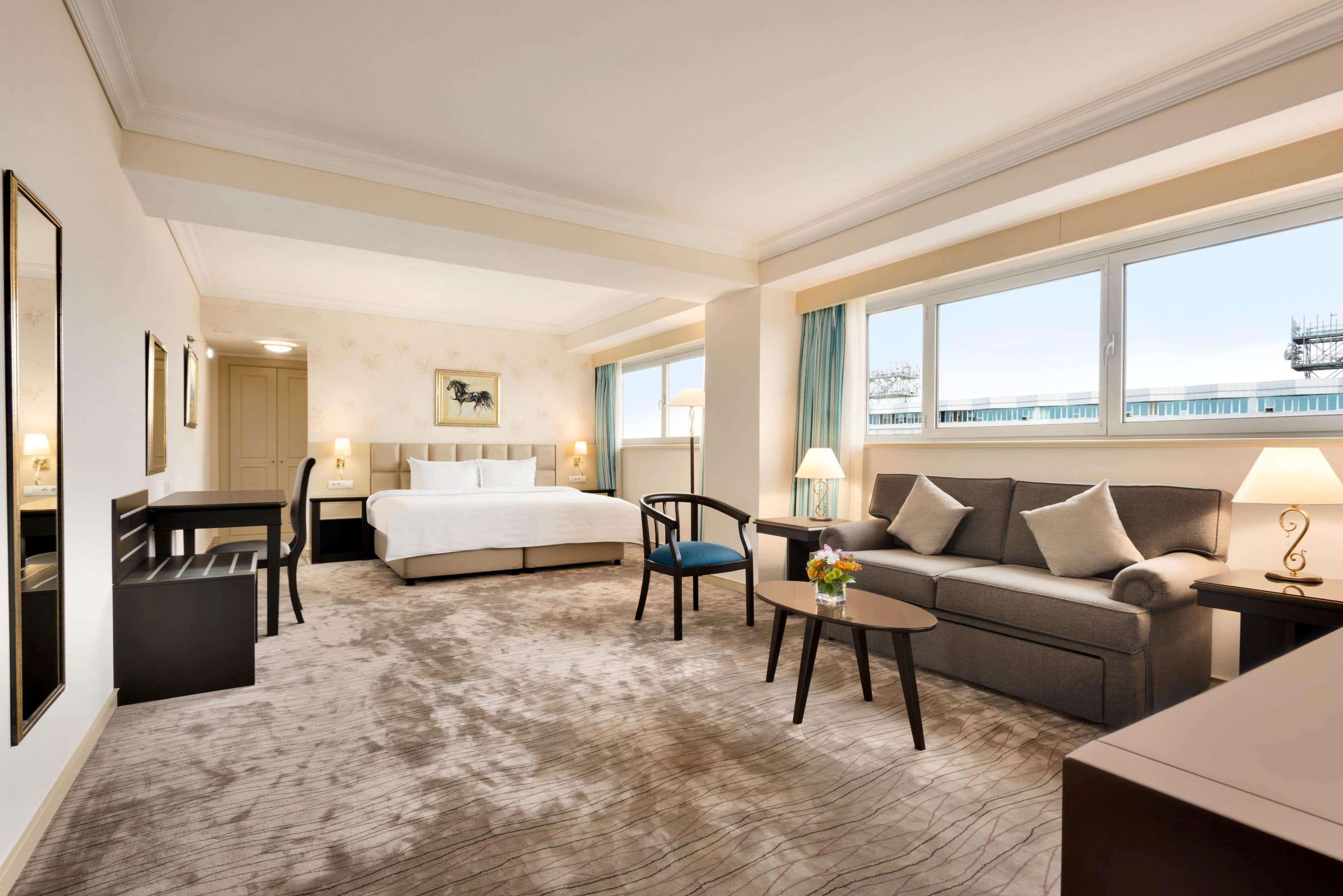 Junior Suite King Size Bed