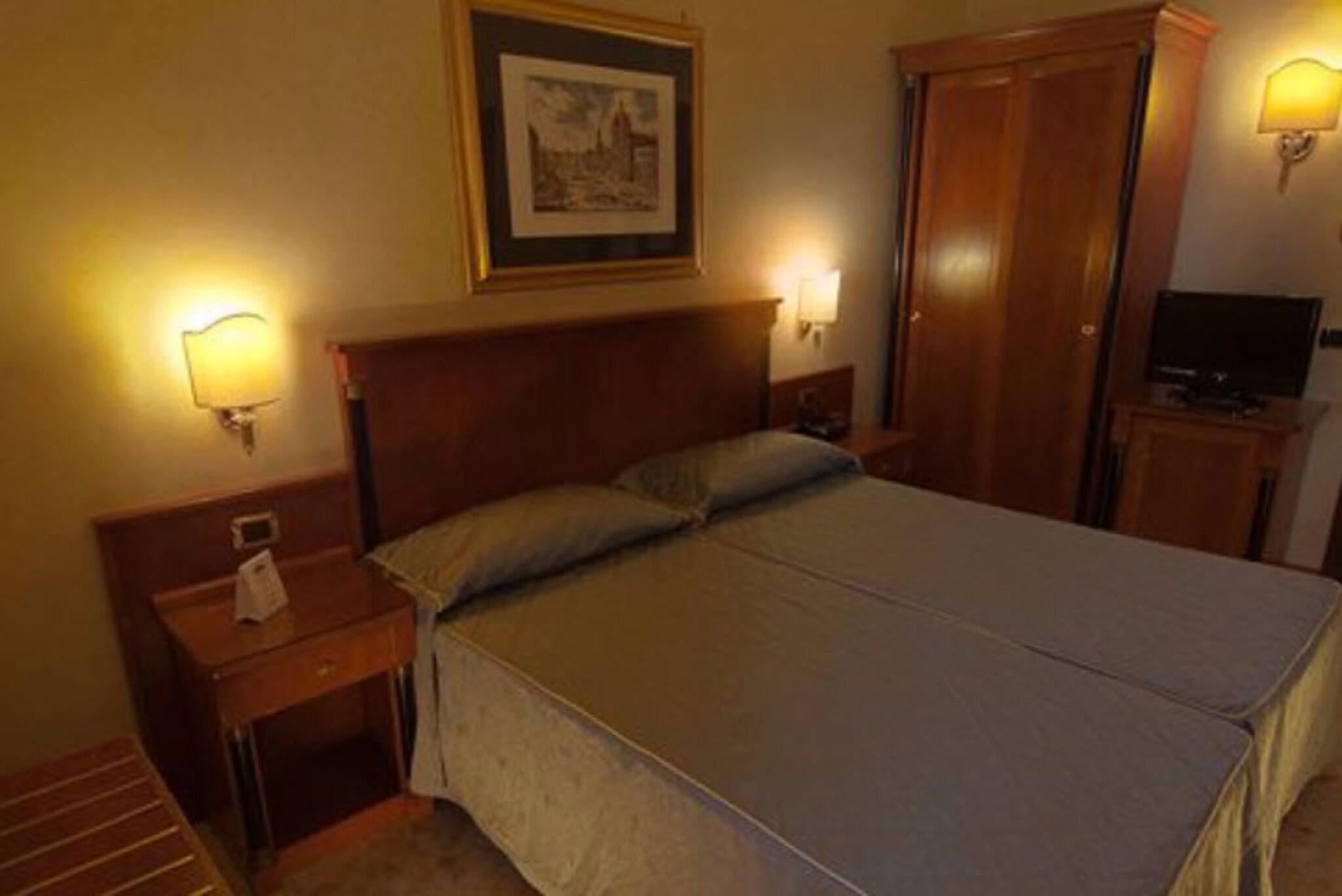 Double or Twin Queen Size Bed