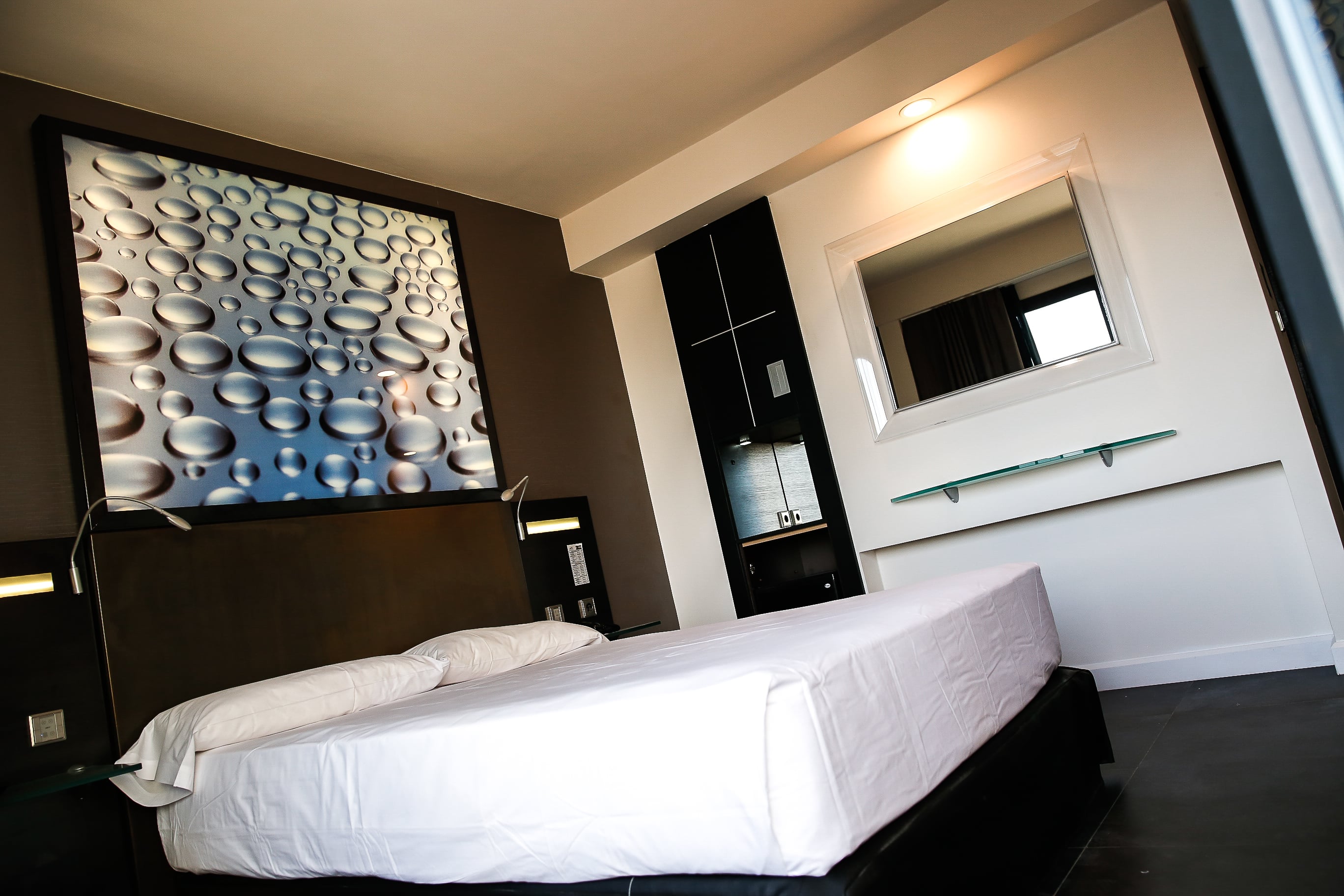 Double or Twin Standard