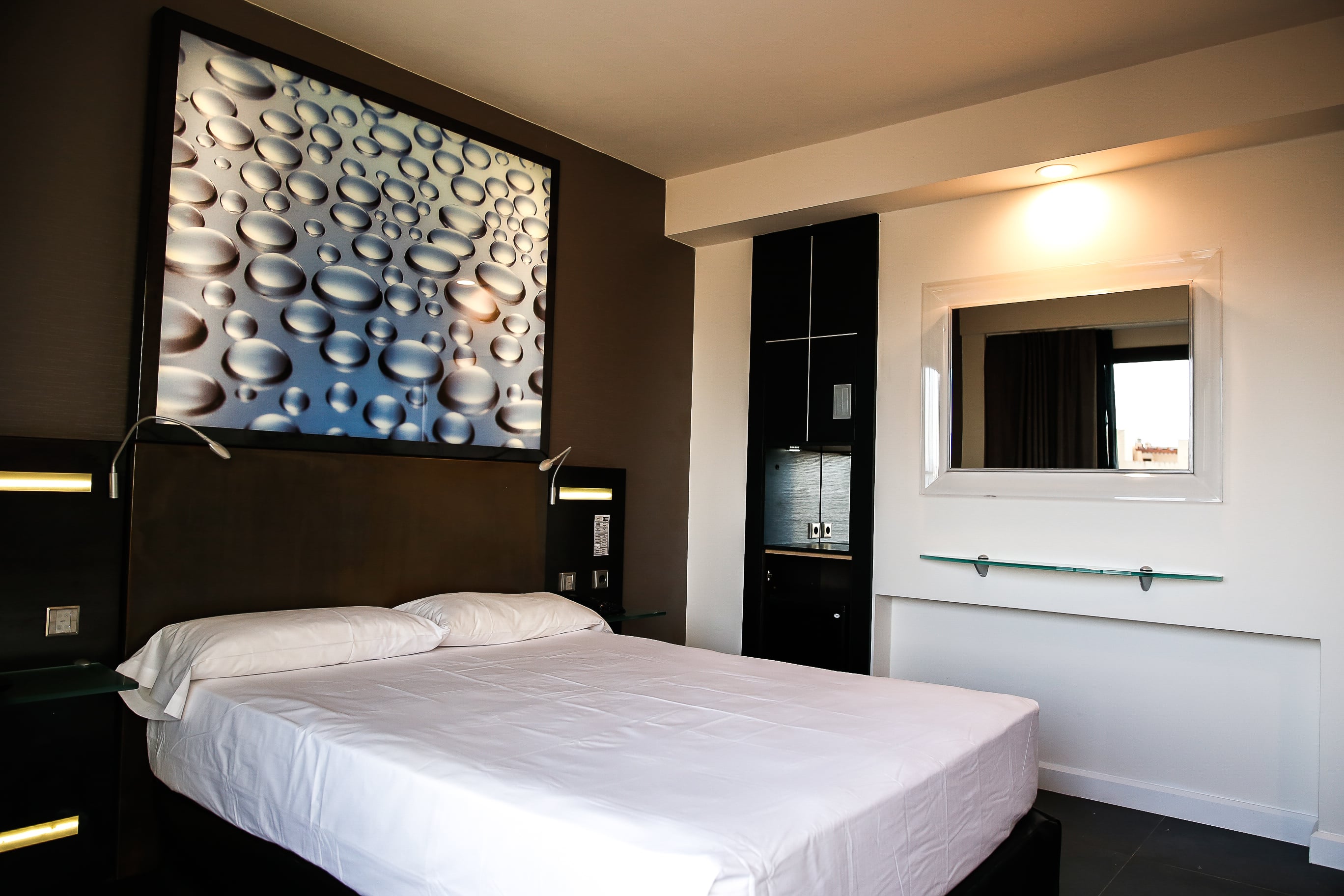 Double or Twin Standard