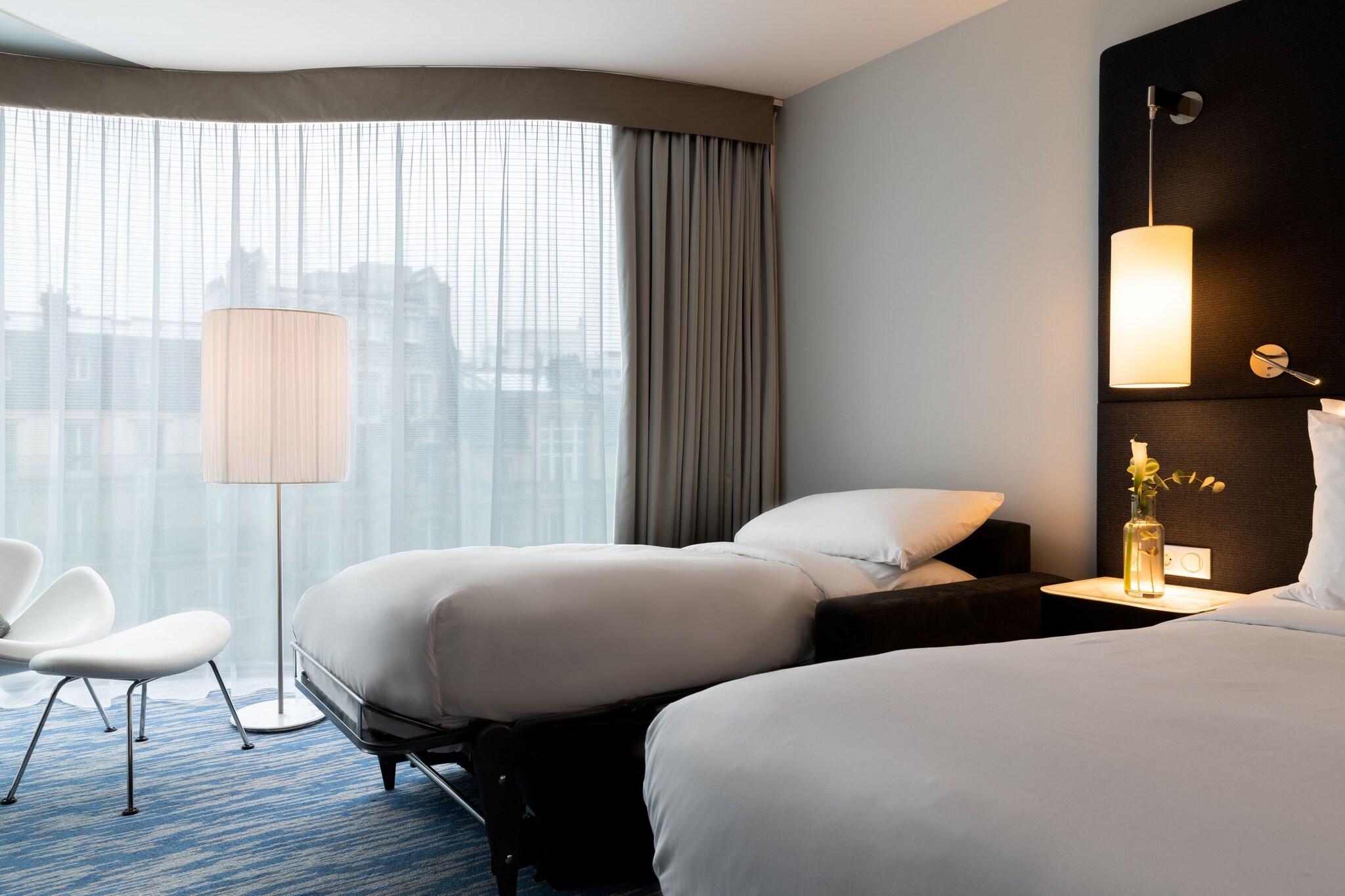 Double City View King Bed